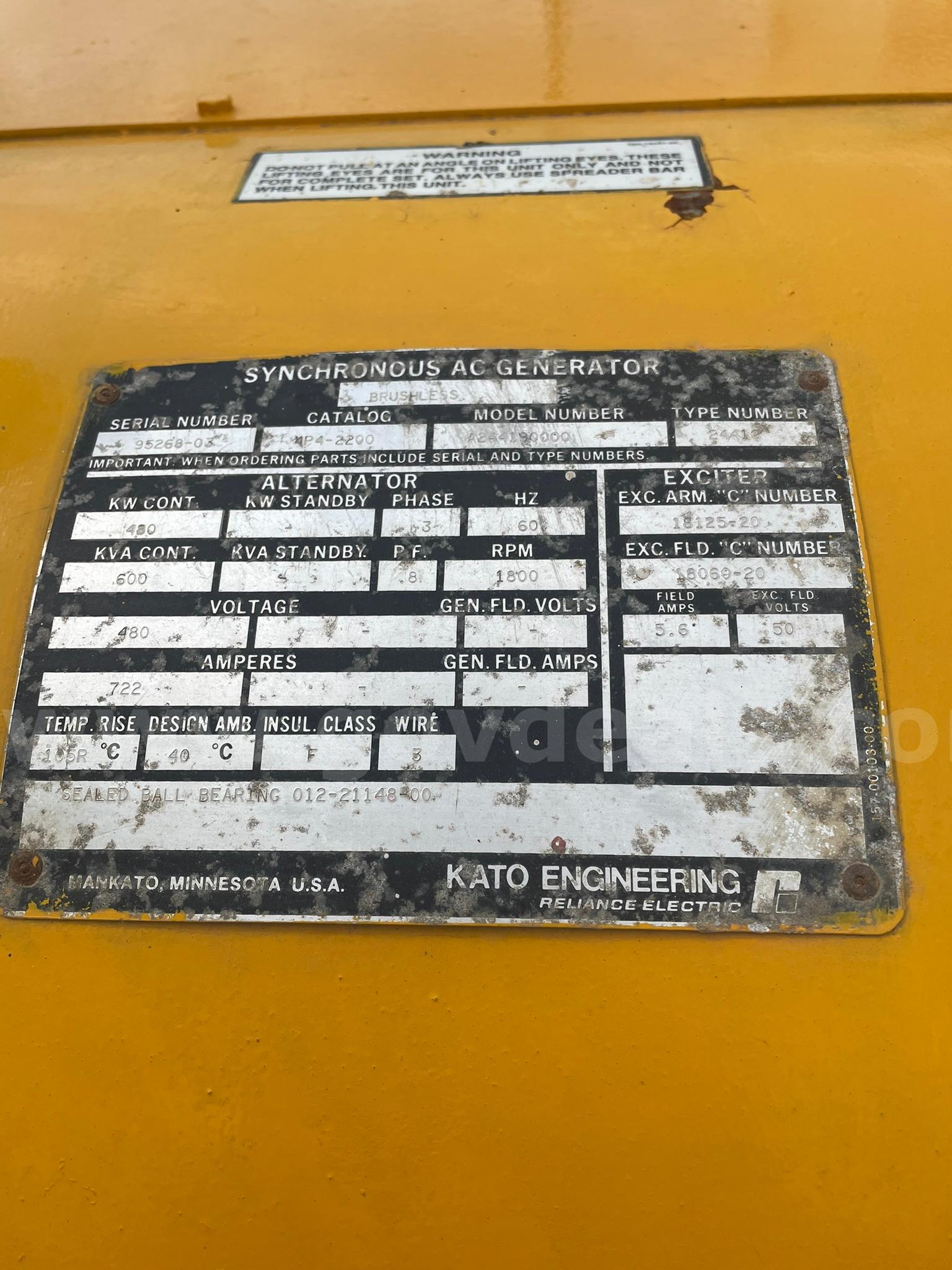 Caterpillar 600 KVA Diesel Standby GenSet with 3412 Engine Caterpillar 600 Government Surplus Auction - Photo #4