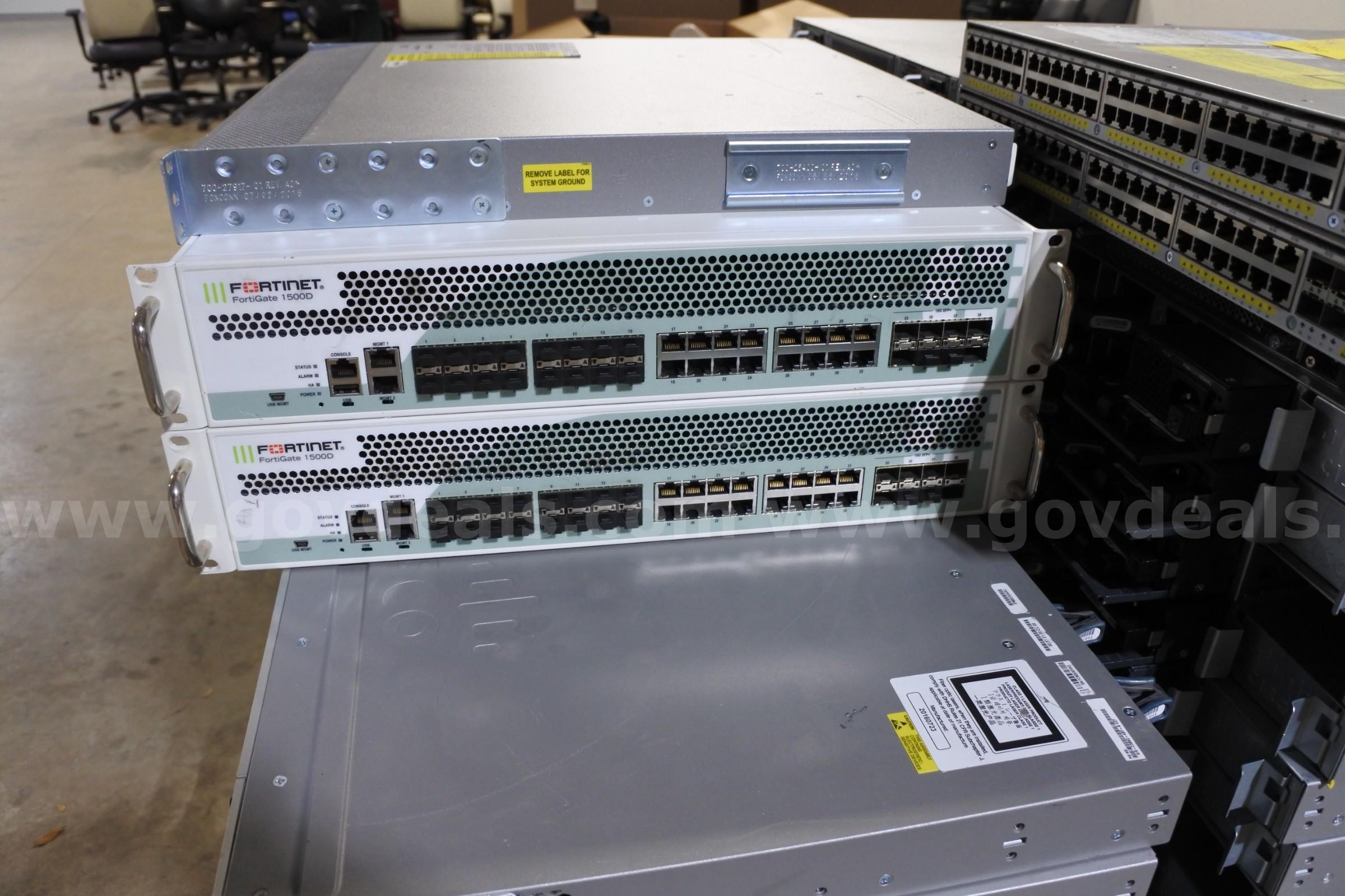 SWITCHES, LOT OF   Government Surplus Auction - Photo #4