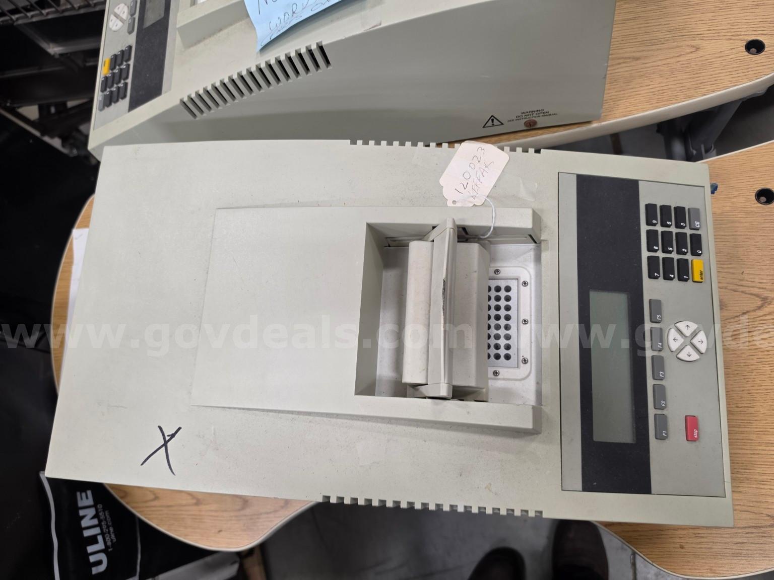 Lot of 2 Perkin Elmer GeneAmp PCR System 2400 Units – Parts Only / Not Working Perkin Elmer 2400 Government Surplus Auction - Photo #2