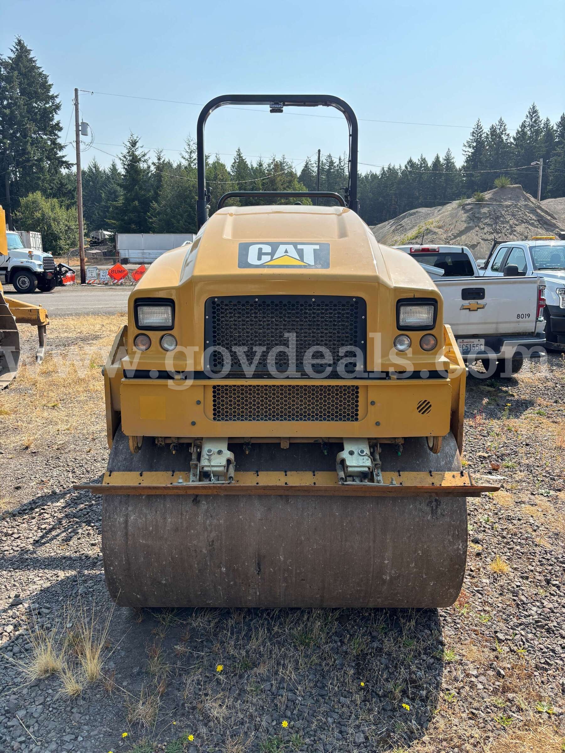 2020 CAT CB34B *LOW HOURS* Caterpillar CB34B Government Surplus Auction - Photo #2