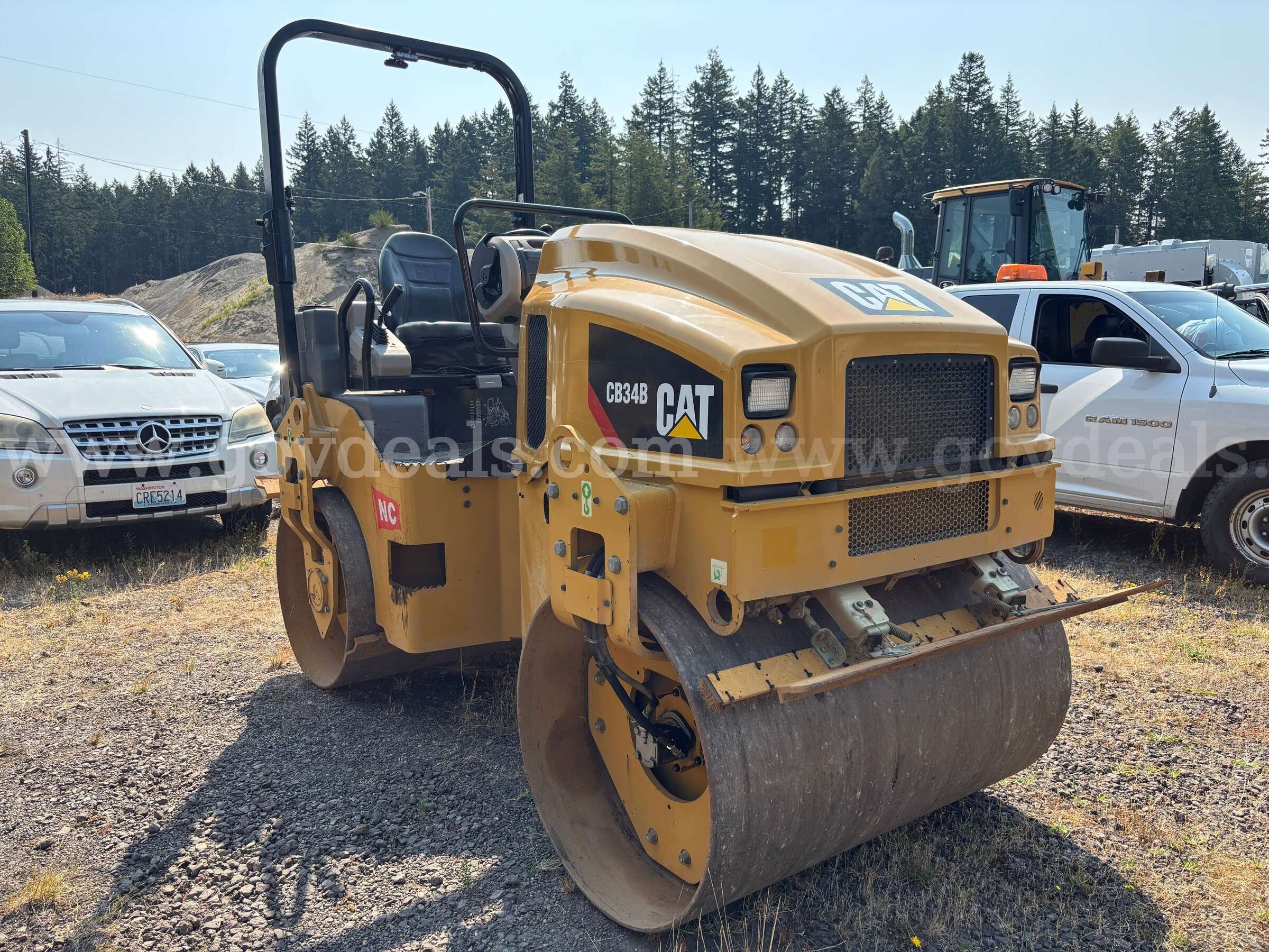 2020 CAT CB34B *LOW HOURS* Caterpillar CB34B Government Surplus Auction - Photo #3