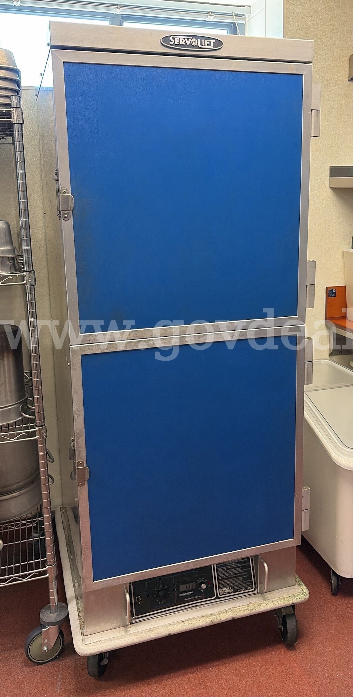 Servolift Warming Oven