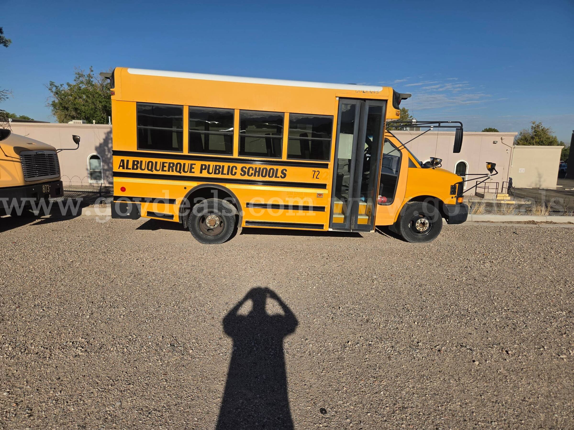 2009 Chevrolet Express School Bus Chevrolet Express Government Surplus Auction - Photo #3