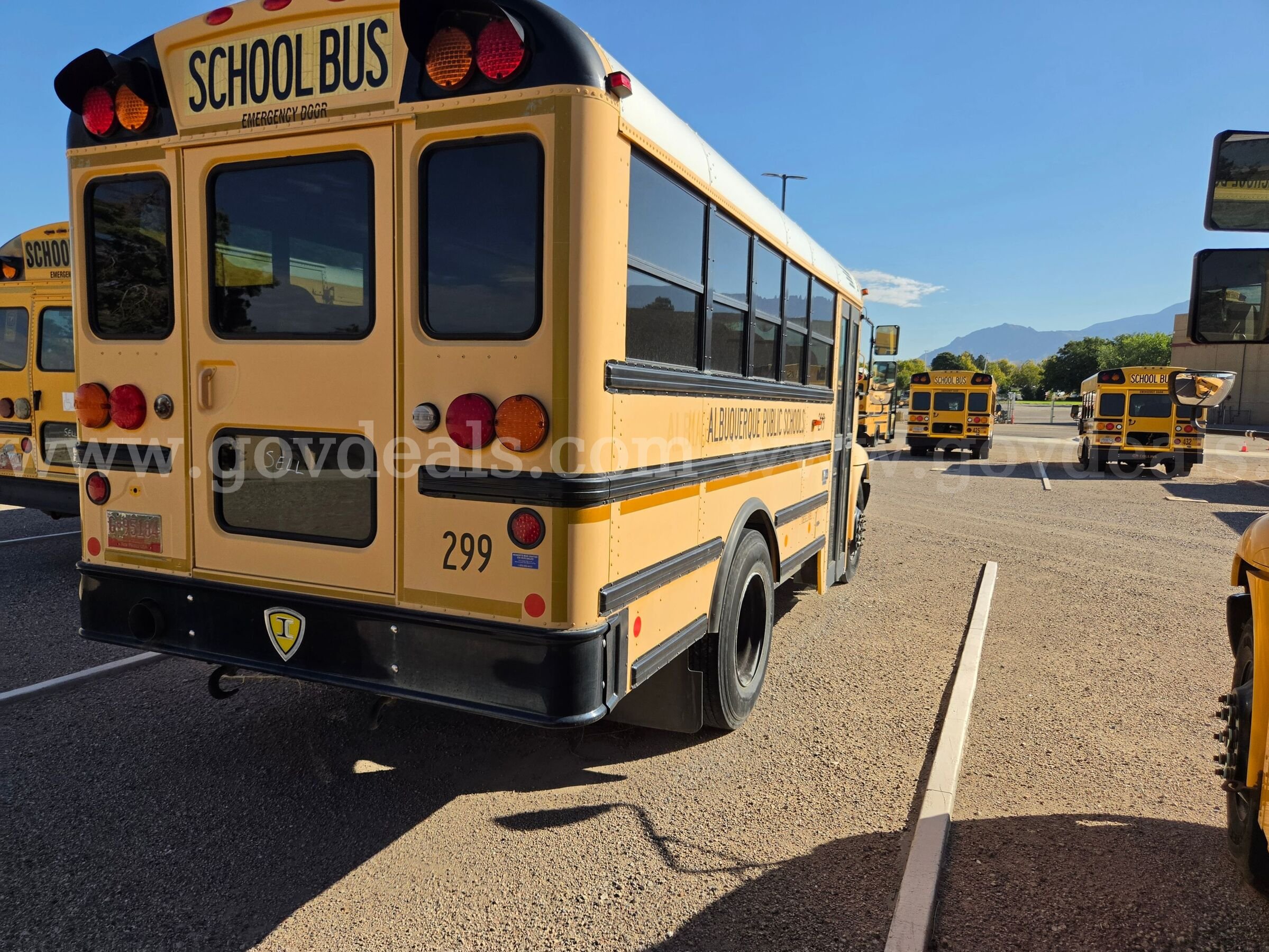 2011 International CE School Bus International CE Government Surplus Auction - Photo #6
