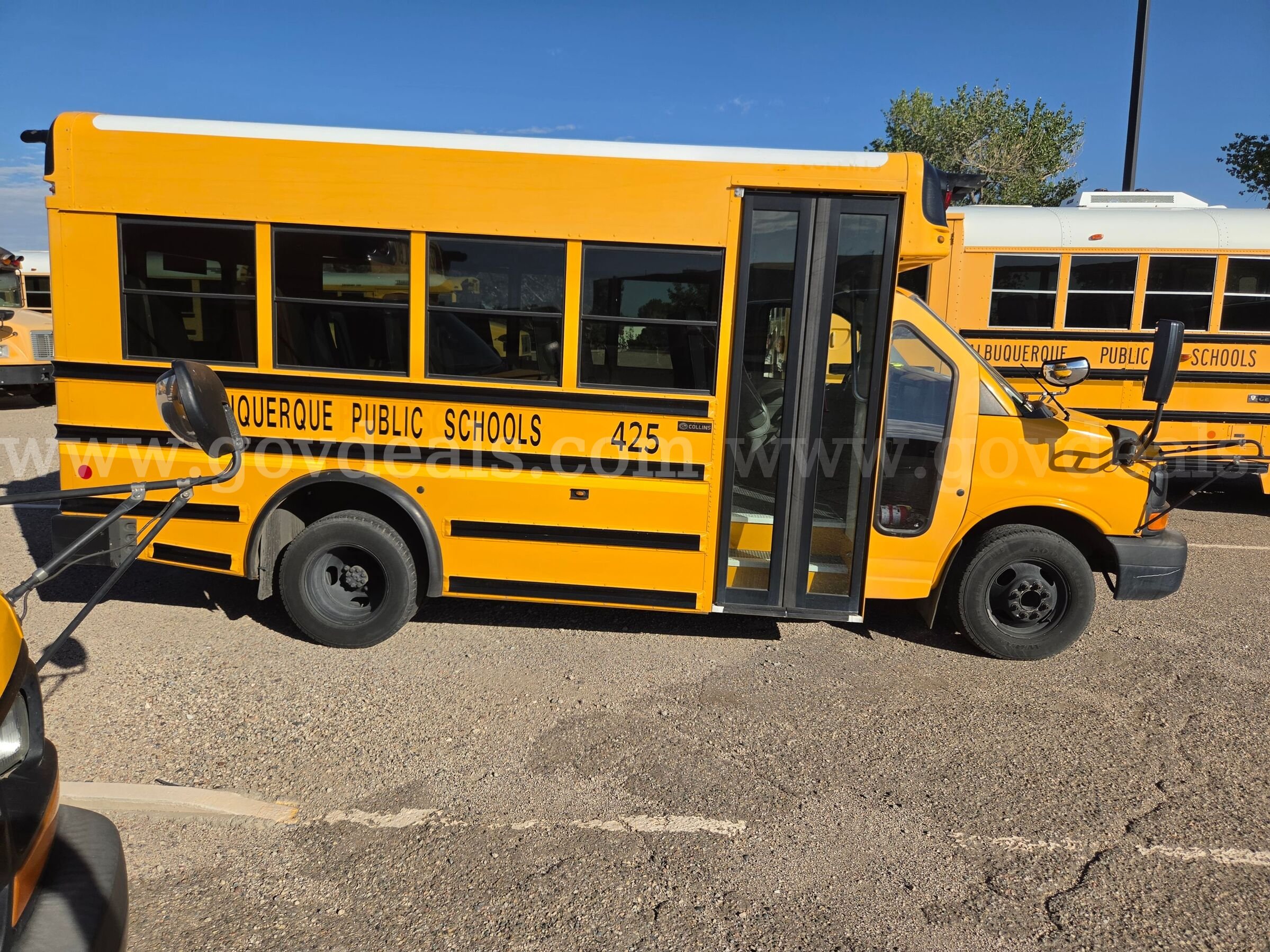2011 Chevrolet Express School Bus Chevrolet Express Government Surplus Auction - Photo #4