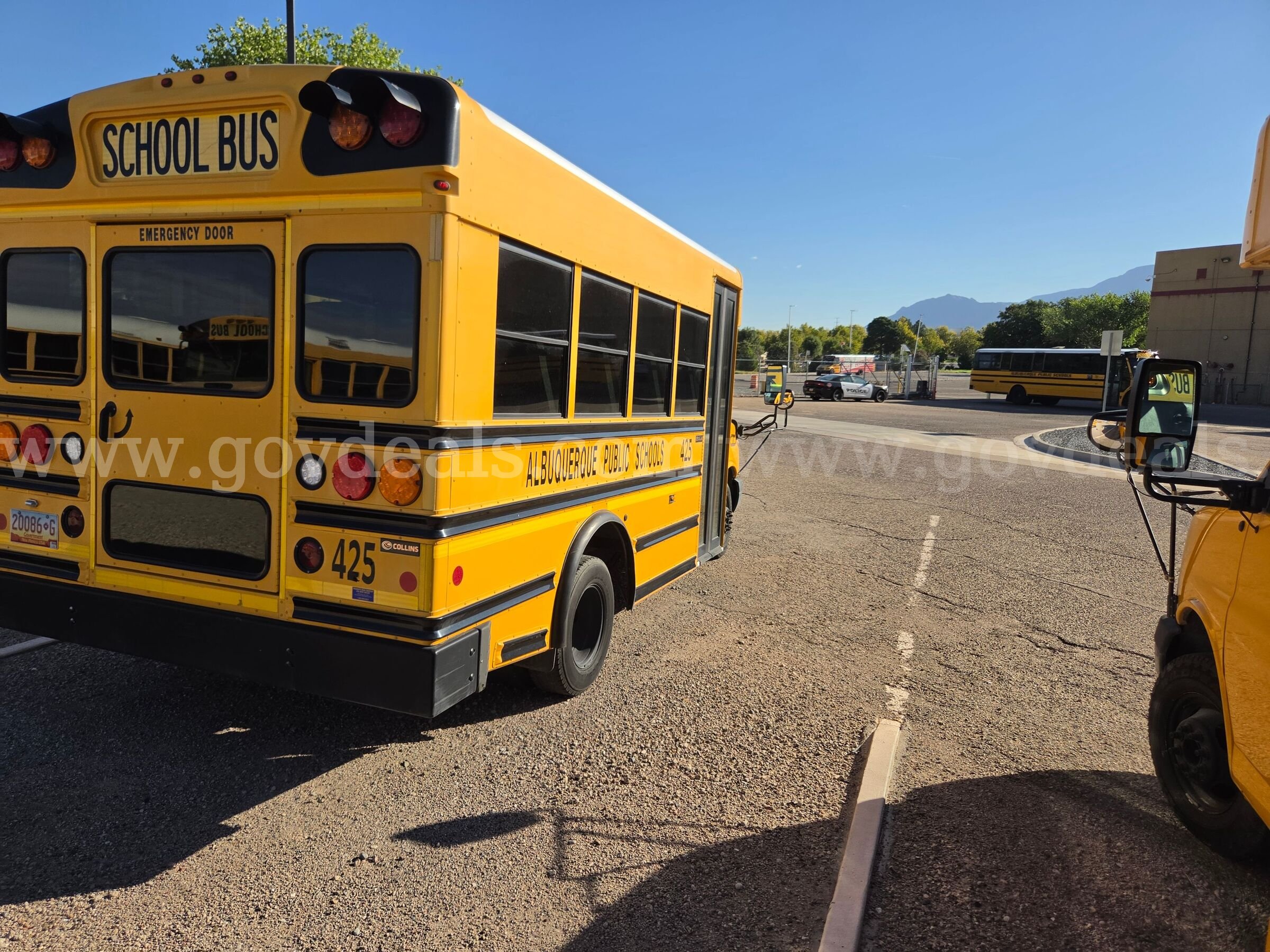2011 Chevrolet Express School Bus Chevrolet Express Government Surplus Auction - Photo #6