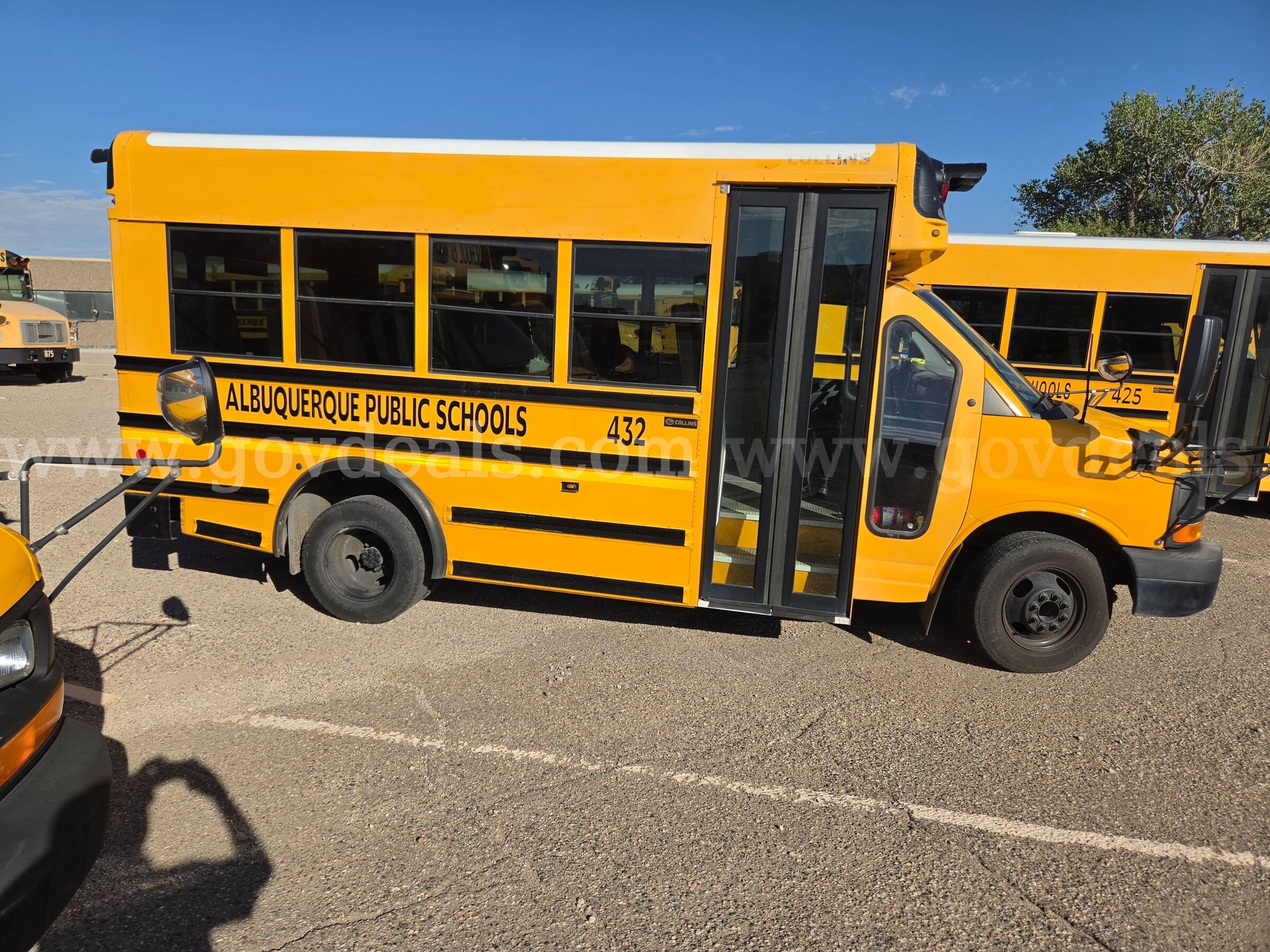 2011 Chevrolet Express School Bus Chevrolet Express Government Surplus Auction - Photo #4