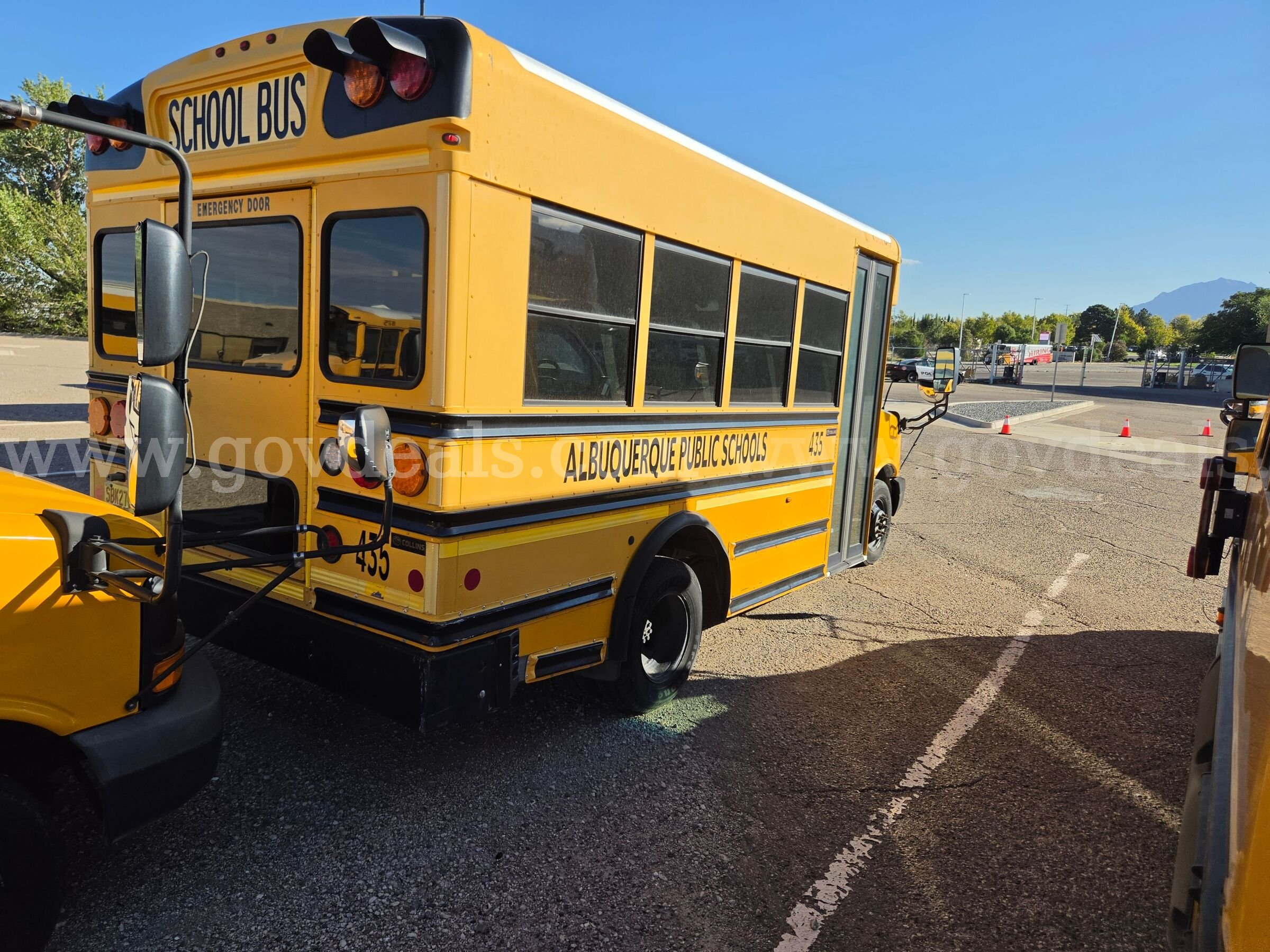2011 Chevrolet Express School Bus Chevrolet Express Government Surplus Auction - Photo #5