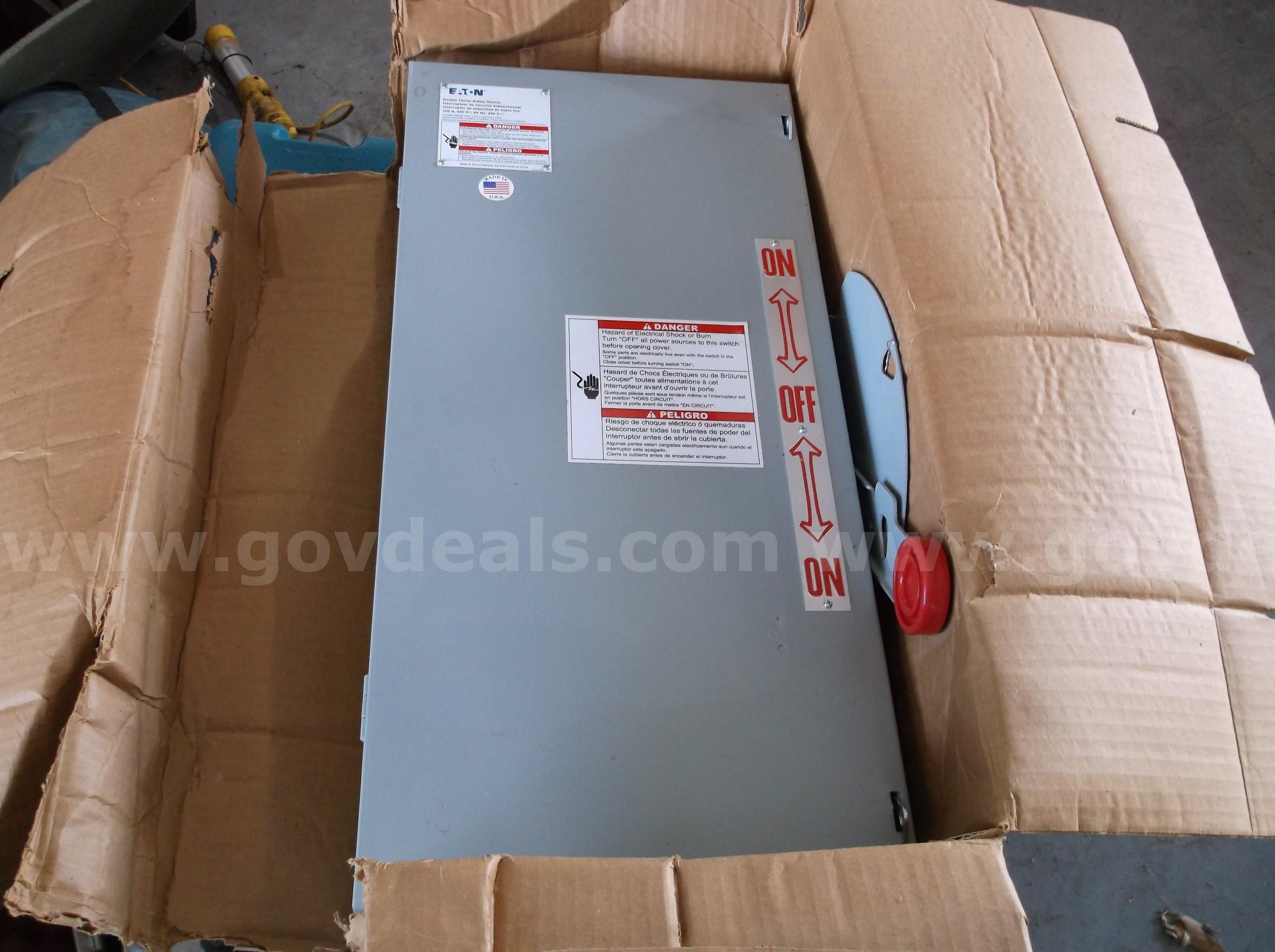 EATON 100A PANEL