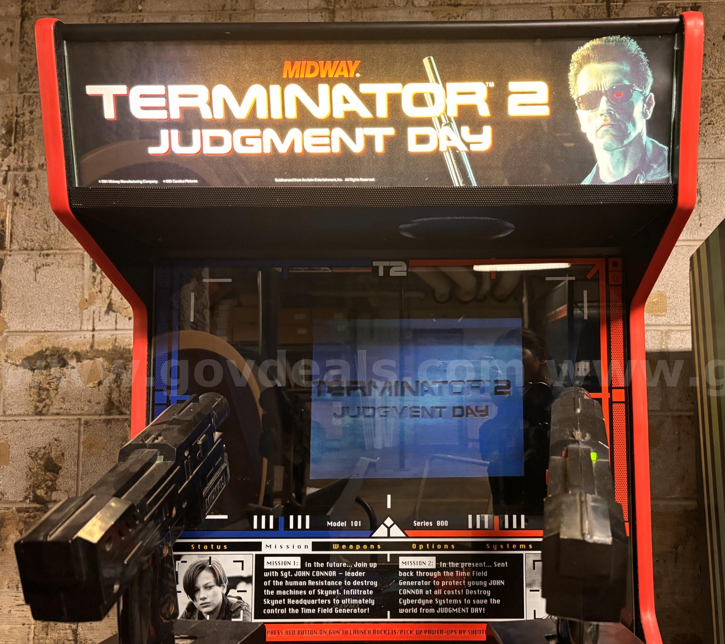 Midway Terminator 2: Judgment Day Arcade Video Game  40009 Government Surplus Auction - Photo #3