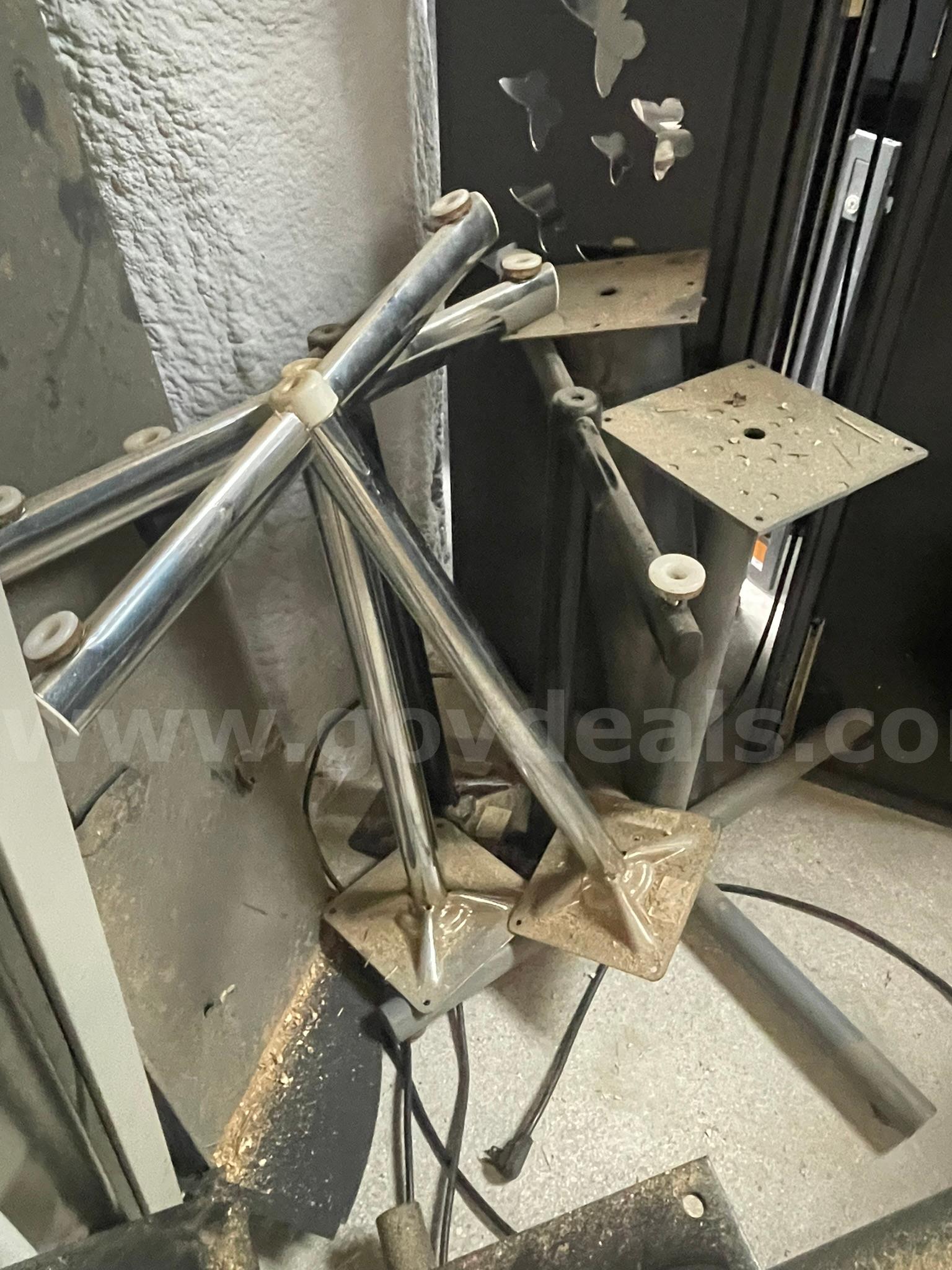 Lot of Miscellaneous Office Equipment   Government Surplus Auction - Photo #5