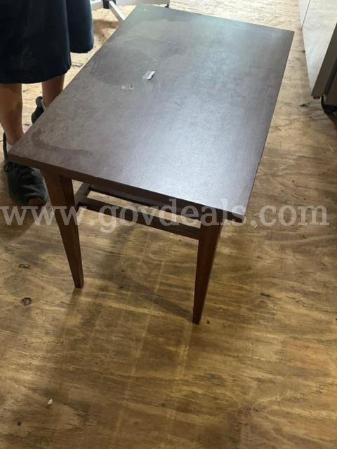 Small Side Table   Government Surplus Auction - Primary Photo