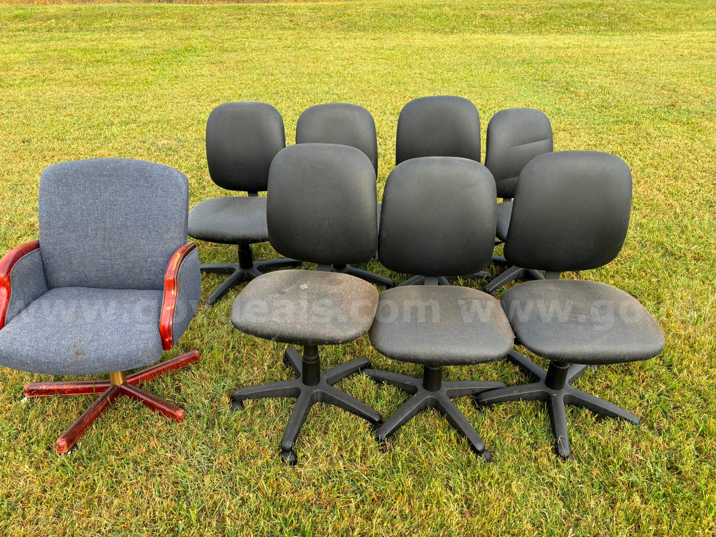 Rolling Desk Chairs   Government Surplus Auction - Primary Photo