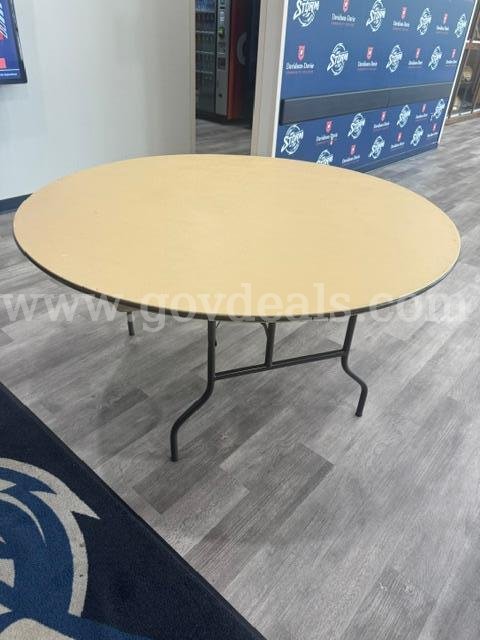 5 ft. Round Tables with Carts - Qty 40   Government Surplus Auction - Primary Photo