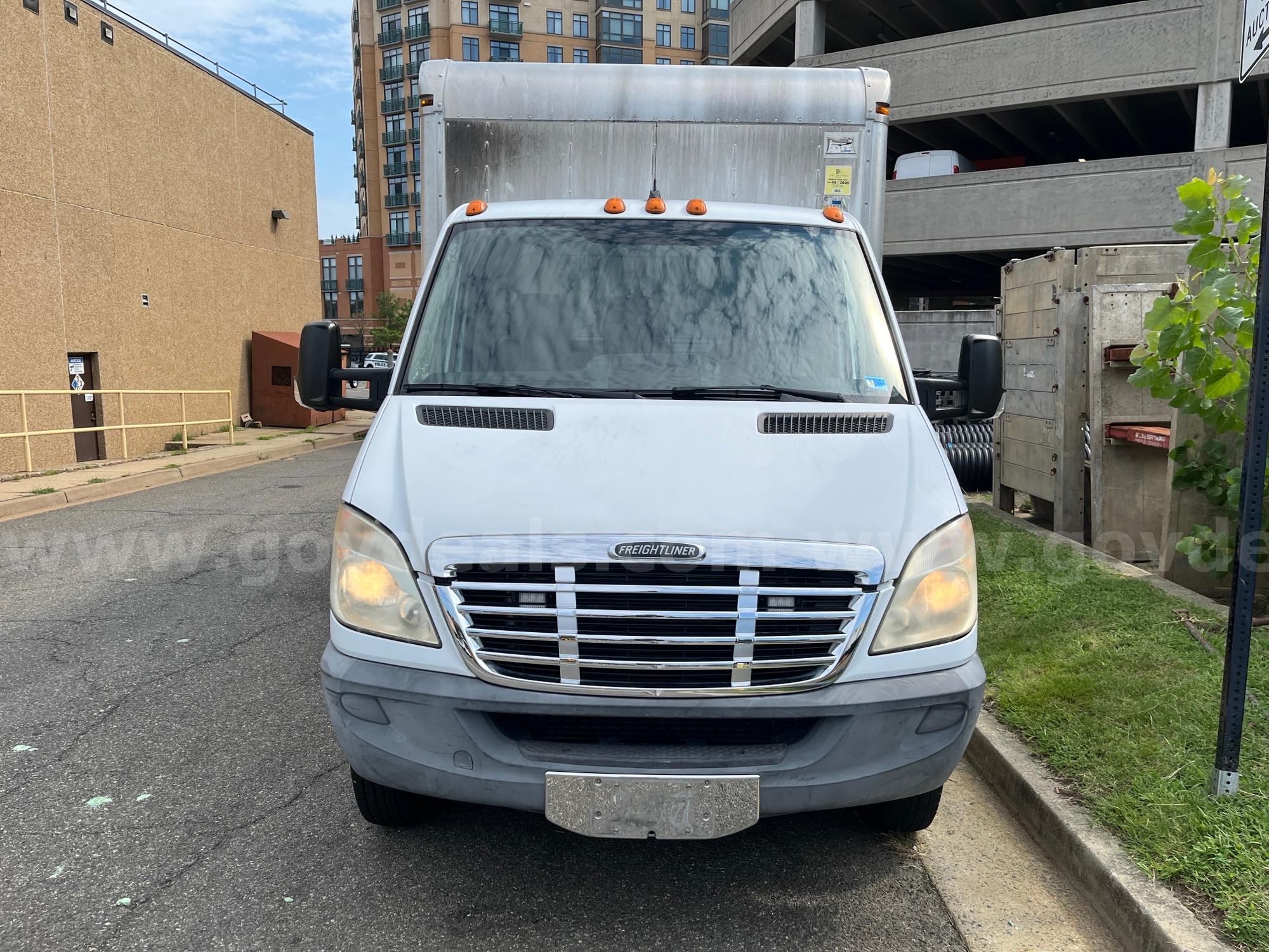2012 Freightliner Sprinter Box Truck Freightliner Sprinter Government Surplus Auction - Photo #2