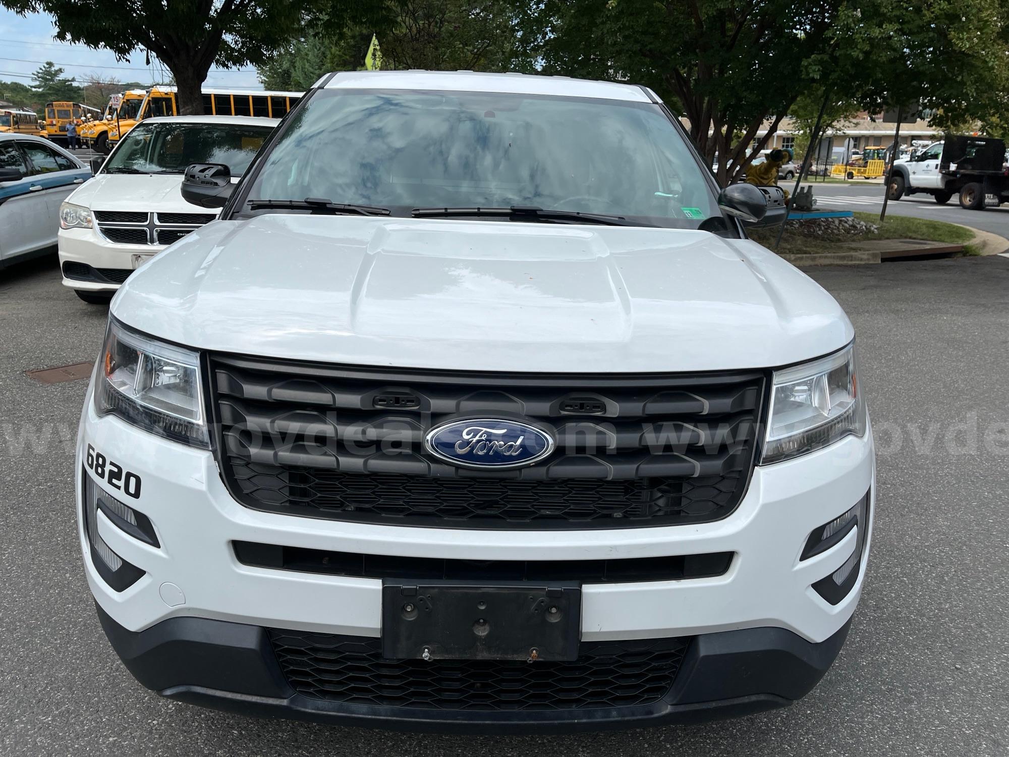 2018 Ford Explorer - Interceptor Utility Ford Explorer Government Surplus Auction - Photo #3