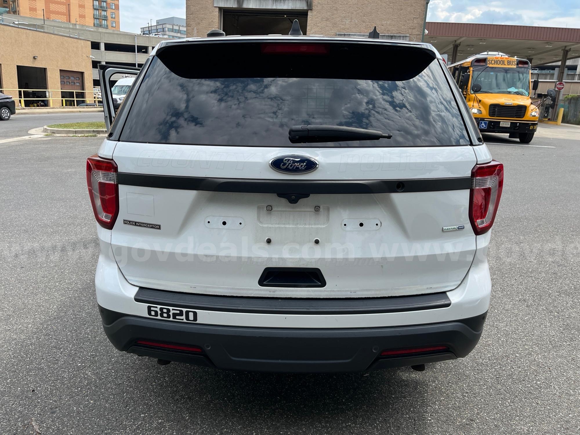 2018 Ford Explorer - Interceptor Utility Ford Explorer Government Surplus Auction - Photo #5