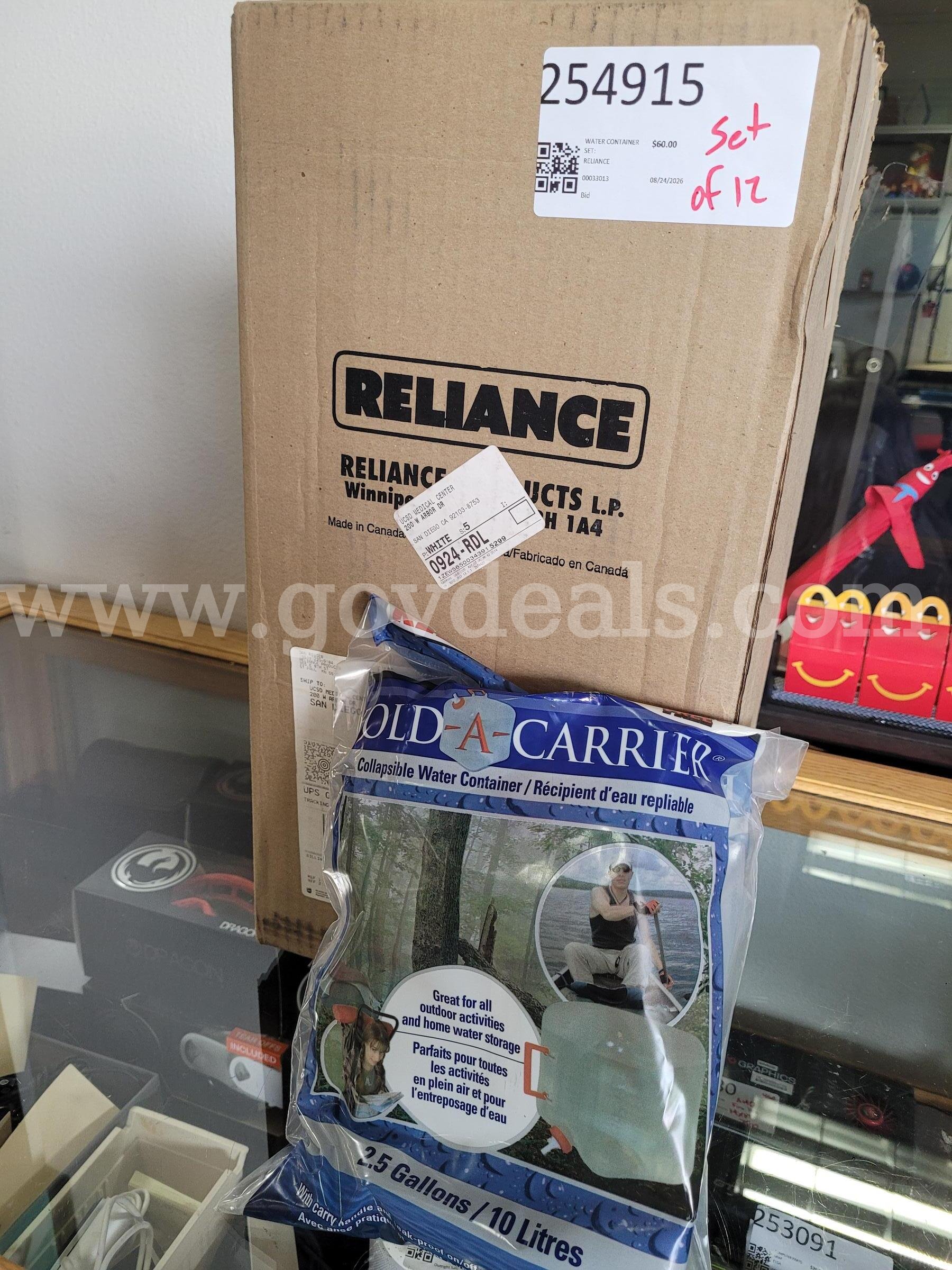 WATER CONTAINER SET: COLLAPSIBLE 2.5 GAL RELIANCE 00033013 Government Surplus Auction - Primary Photo