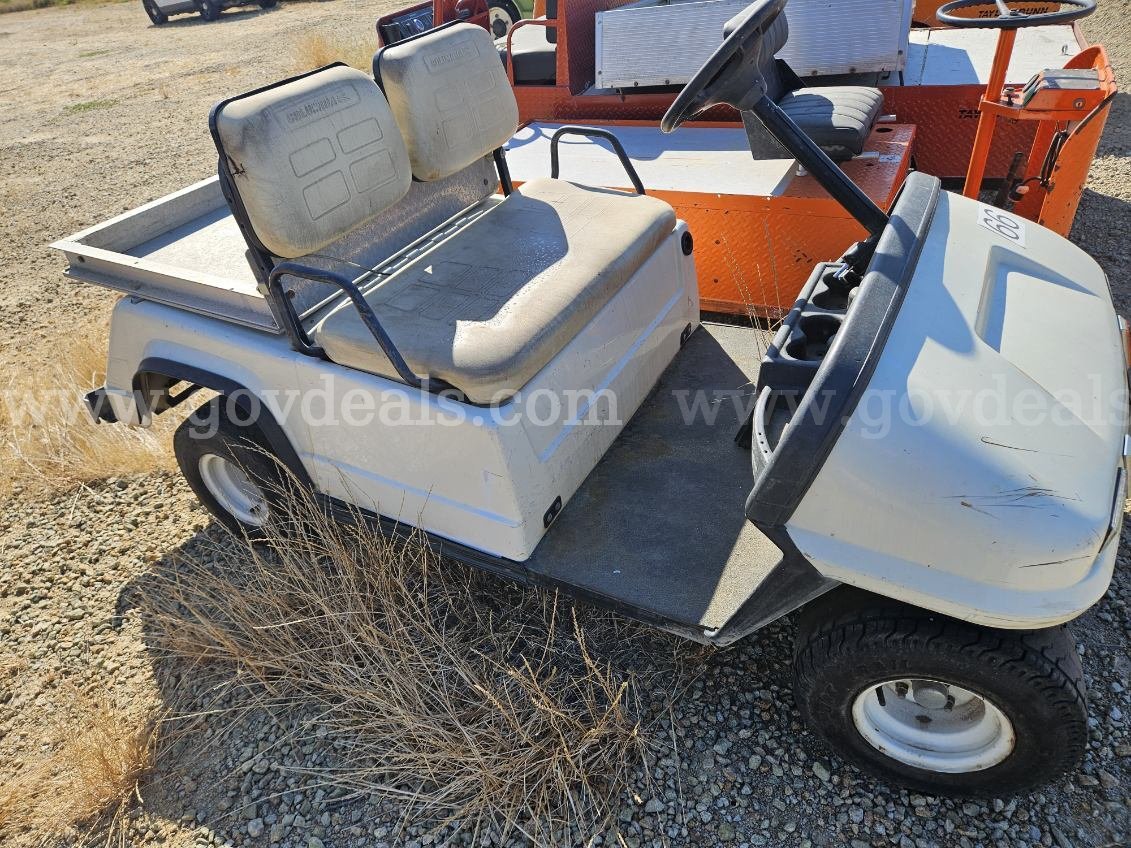 2006 Columbia Cart Freightliner M2 106 Government Surplus Auction - Photo #3