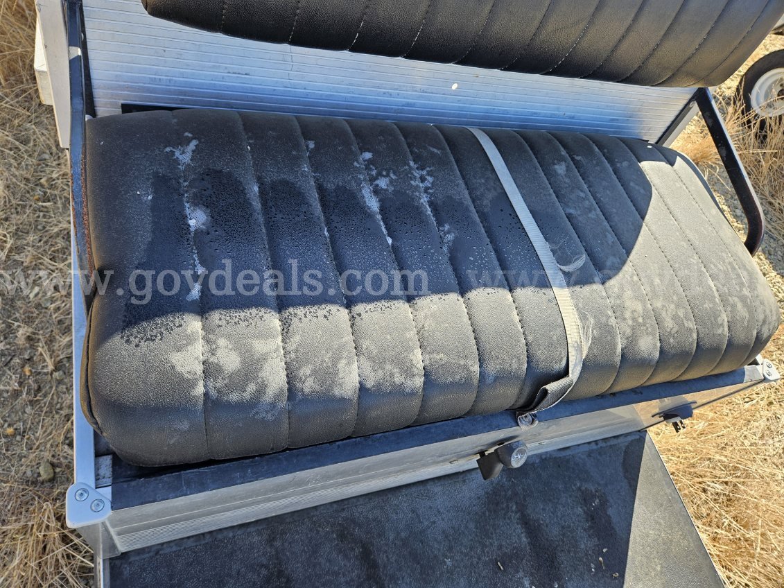 2000 Clubcar Carry All   Government Surplus Auction - Photo #4