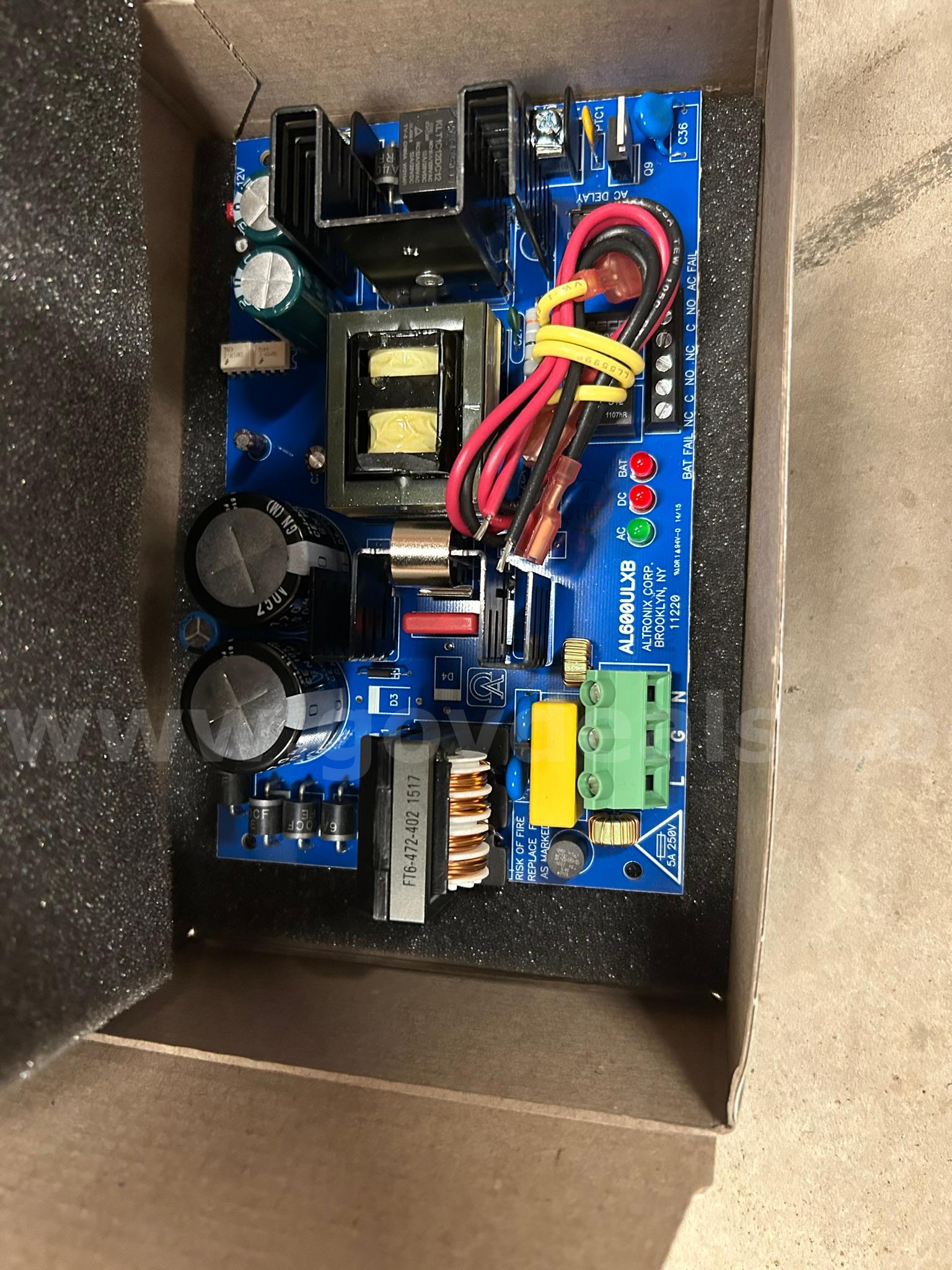 Lot of Switch Readers & Power Supplies   Government Surplus Auction - Photo #3