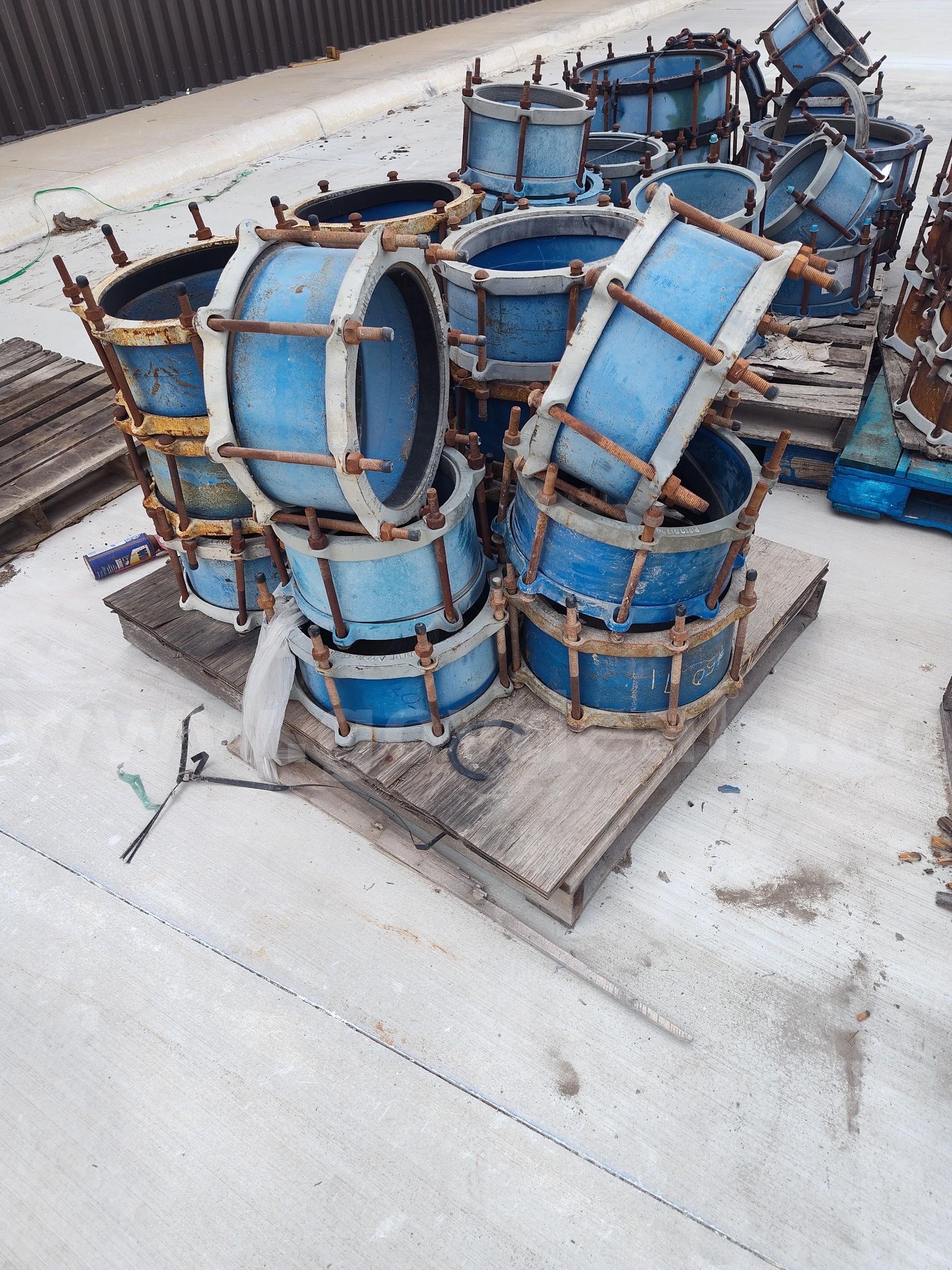COUPLING, COPPER TUBING, PIPE STANS, FLEX HOSE, MISC   Government Surplus Auction - Photo #4
