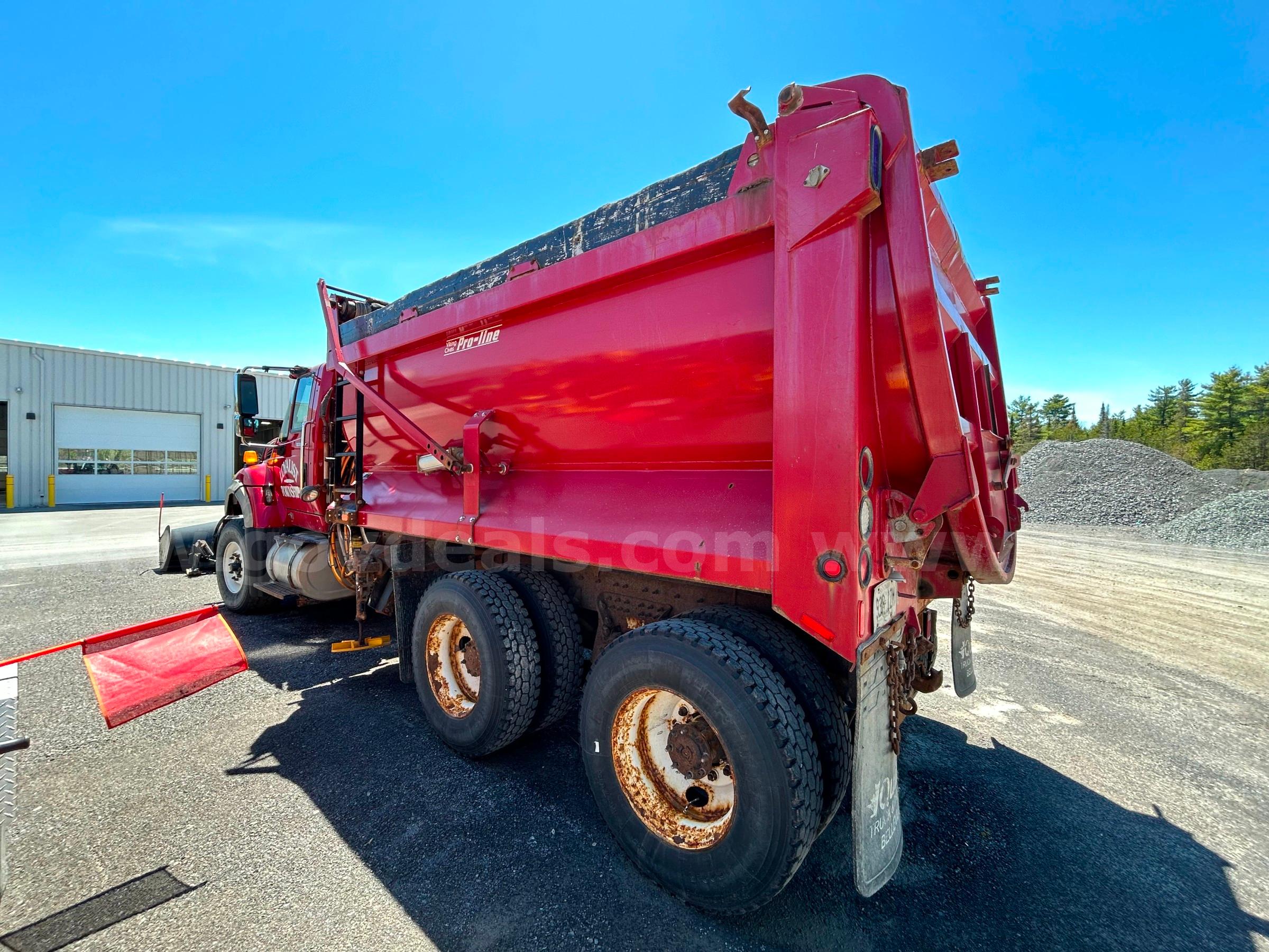 2011 International WorkStar 7600 International 7600 Government Surplus Auction - Photo #3