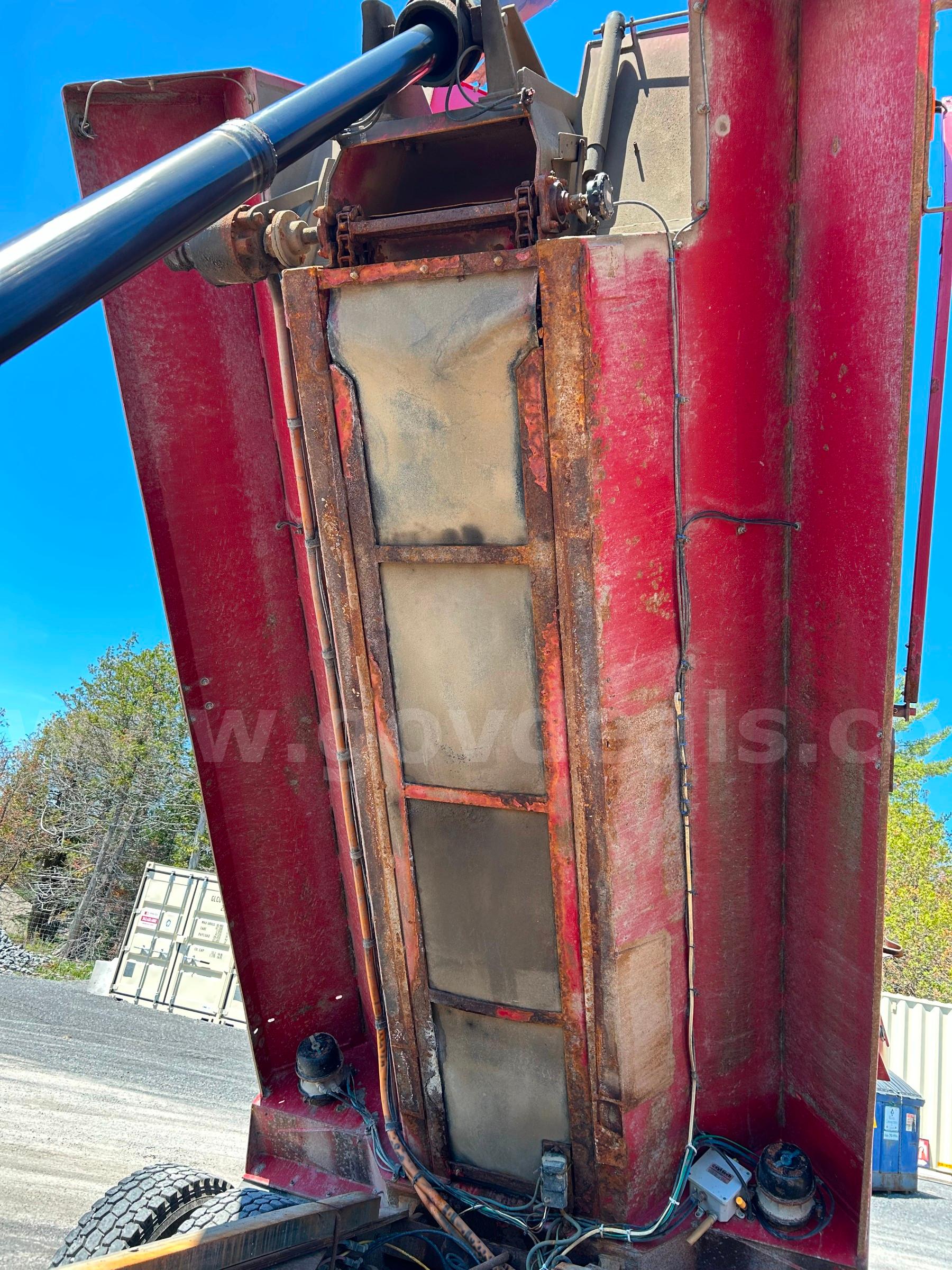 2011 International WorkStar 7600 International 7600 Government Surplus Auction - Photo #5