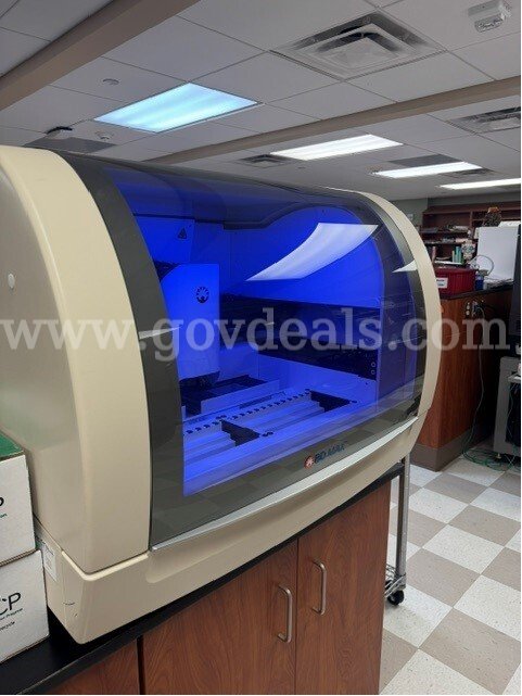 Molecular Analyzer Becton Dickinson BD MAX Government Surplus Auction - Photo #2