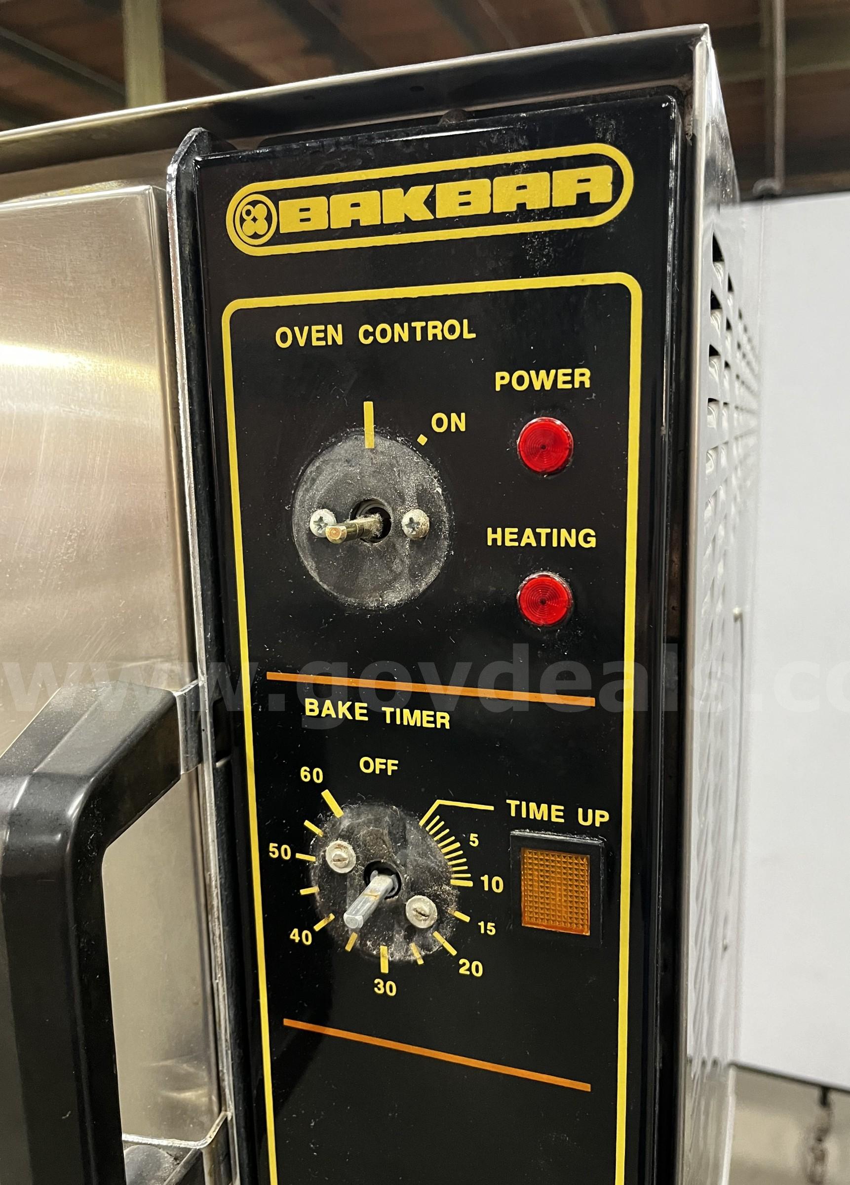 **** BAKBAR -TURBO FAN G32 DOUBLE GAS OVEN **** (I)   Government Surplus Auction - Photo #2