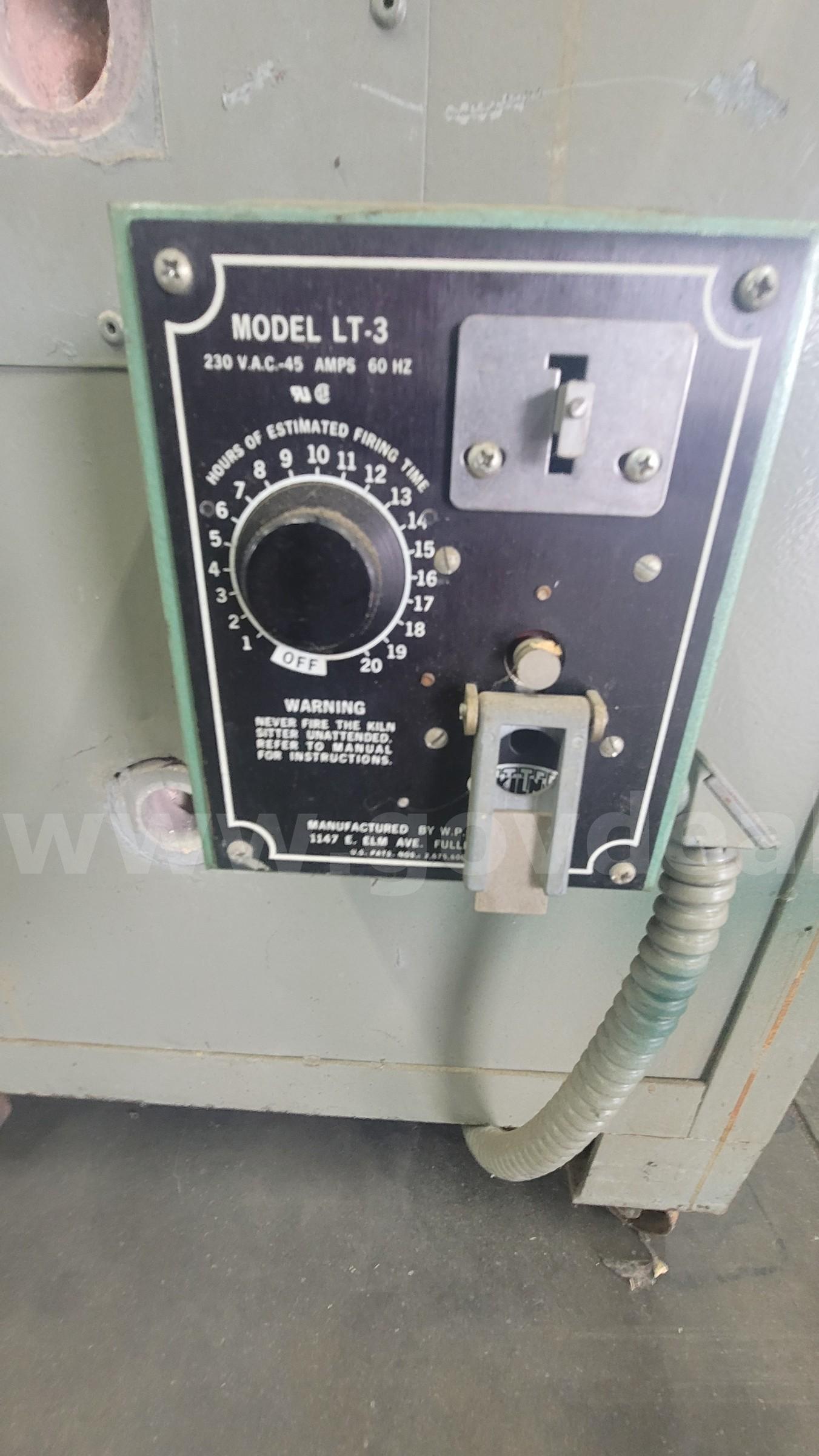 **** KILN LT-3 **** (I)   Government Surplus Auction - Photo #5