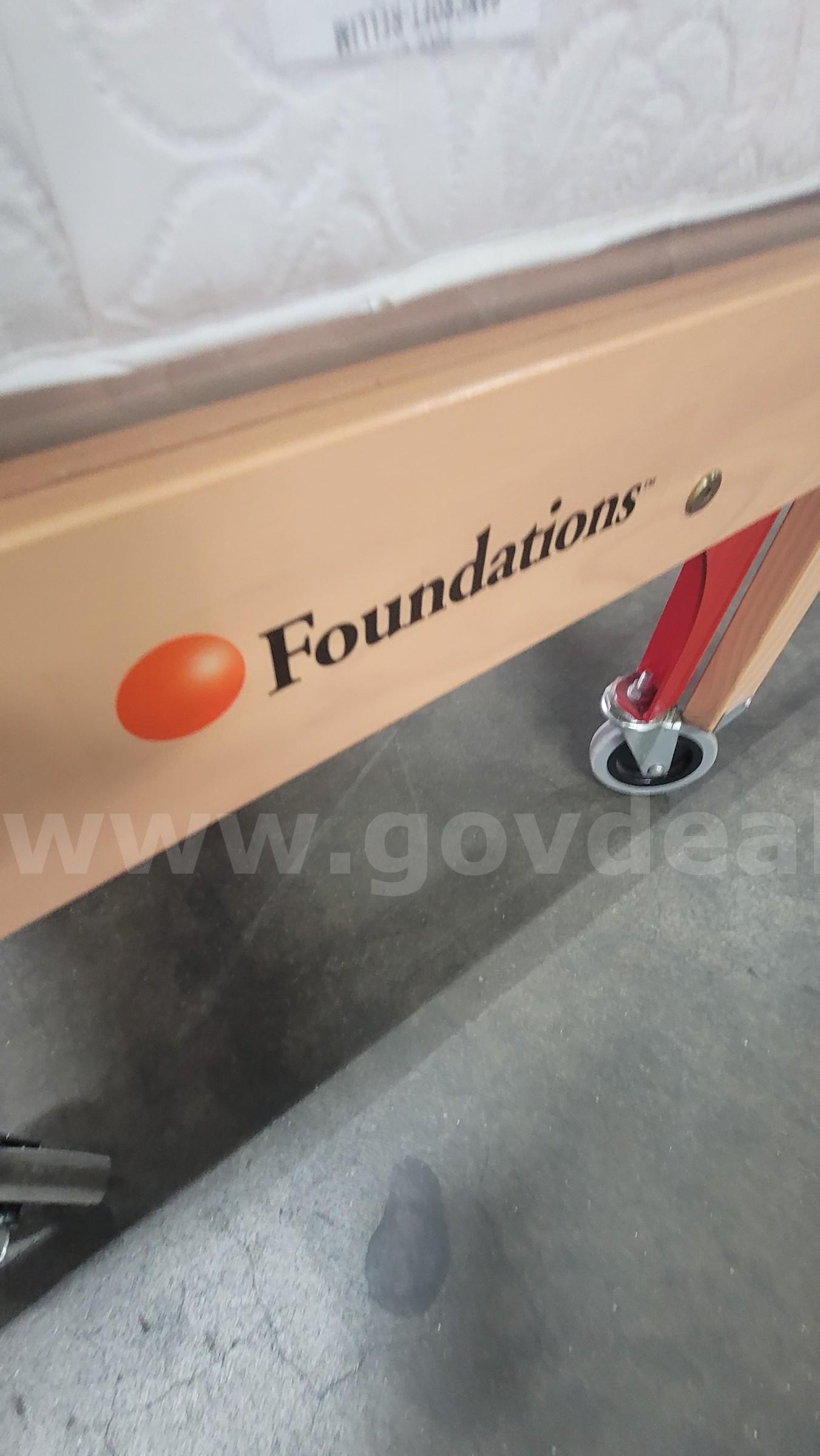 **** FOUDATIONS BABY CRIB **** (I)   Government Surplus Auction - Photo #5