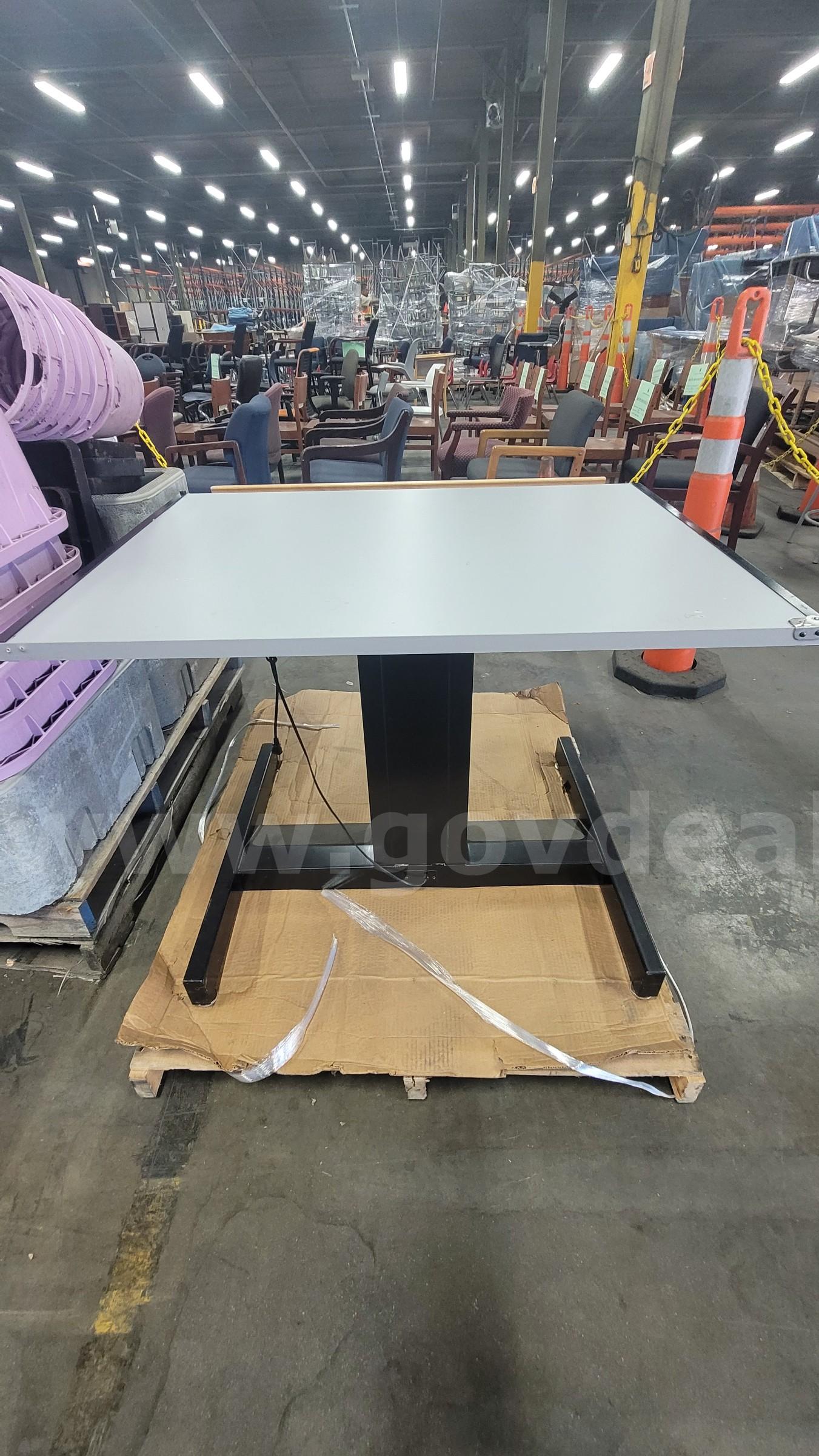 **** DRAFTING TABLE 42 INCHES X 30 INCHES **** (I)   Government Surplus Auction - Photo #2