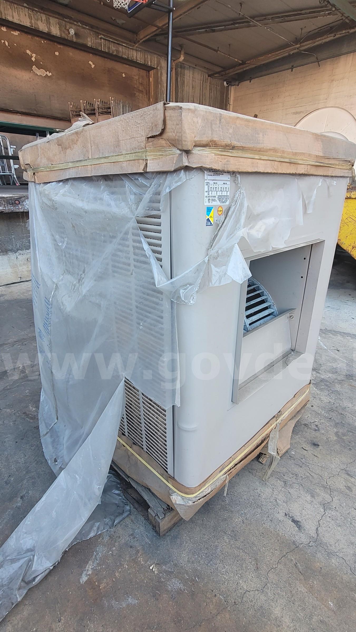 **** HVAC SIDE DRAFT SWAMP COOLER **** (Y)   Government Surplus Auction - Photo #4