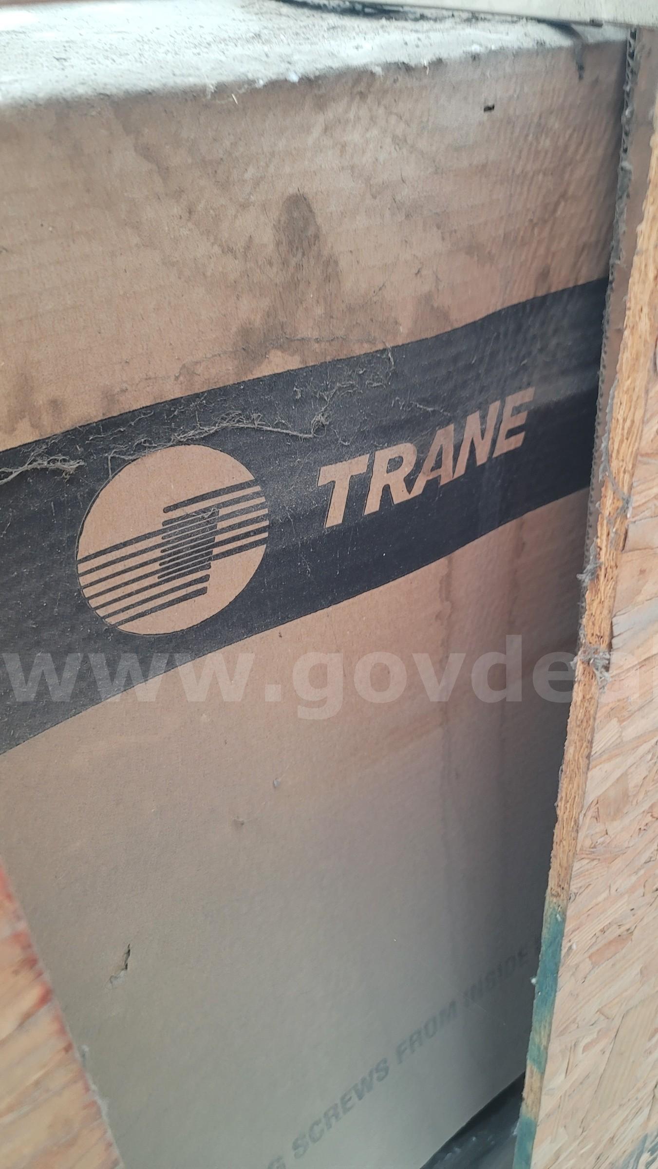 **** HVAC TRANE COMMERCIAL COOLING SYSTEM **** (Y)   Government Surplus Auction - Photo #6