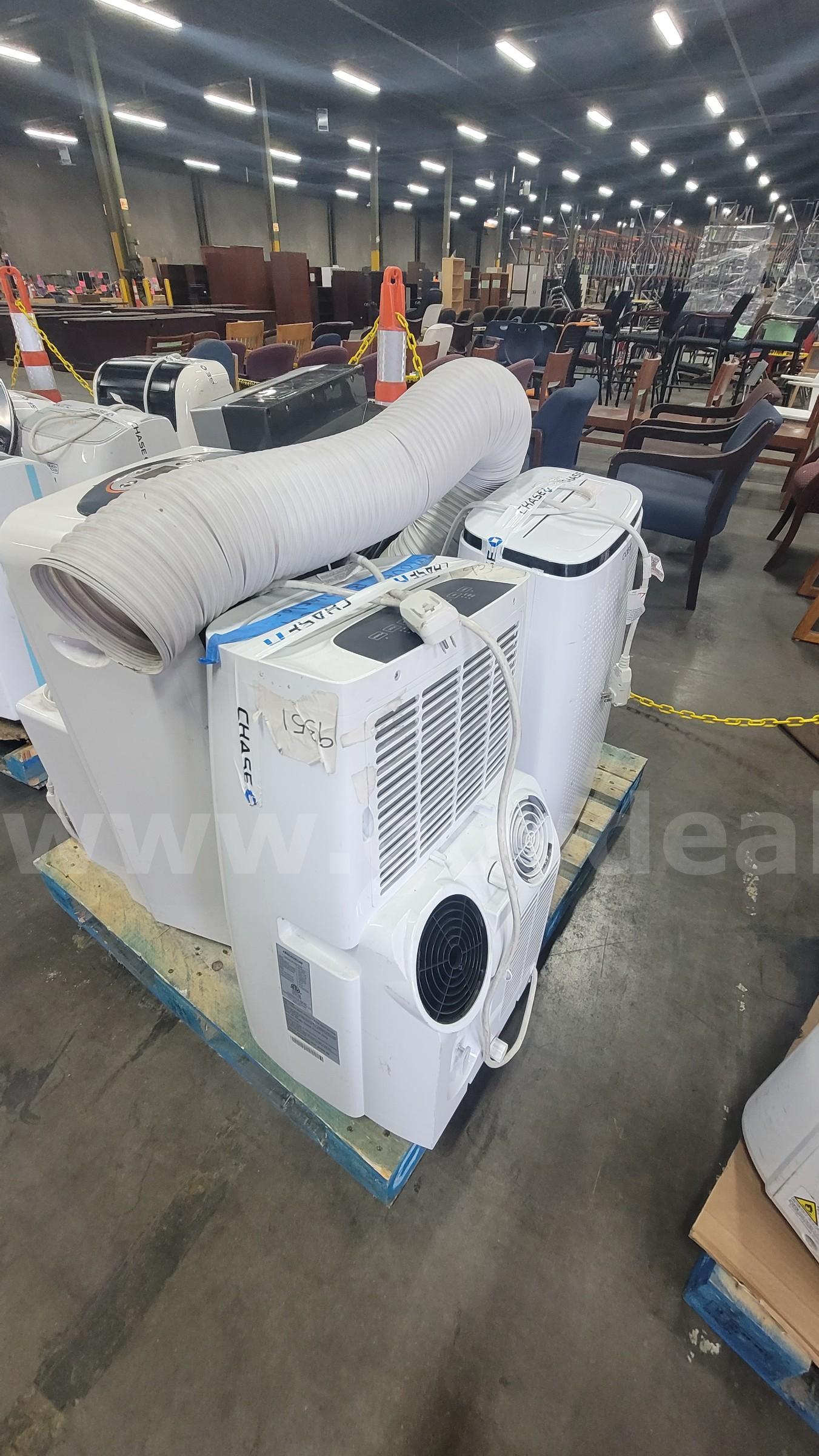 **** ASSORTED PORTABLE AC UNIT 4 IN A LOT **** (I)   Government Surplus Auction - Primary Photo