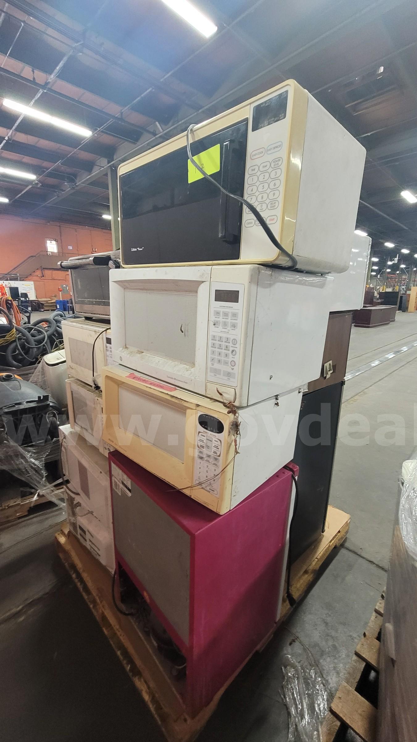 ****ASSORTED KITCHEN APPLIANCES **** (I)   Government Surplus Auction - Photo #5
