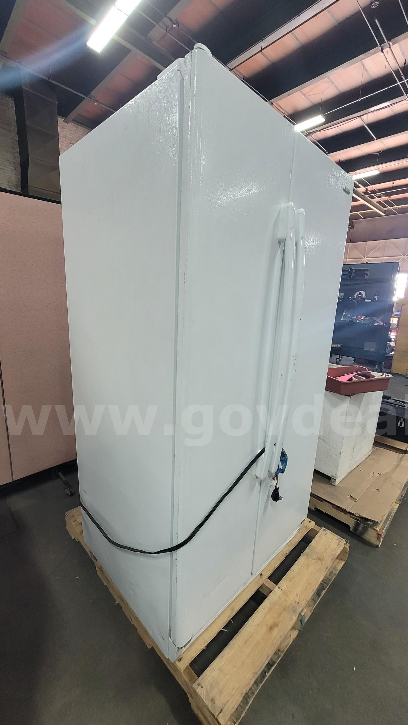 ****KENMORE DOUBLE DOOR HOME REFRIGERATOR **** (I)   Government Surplus Auction - Photo #3