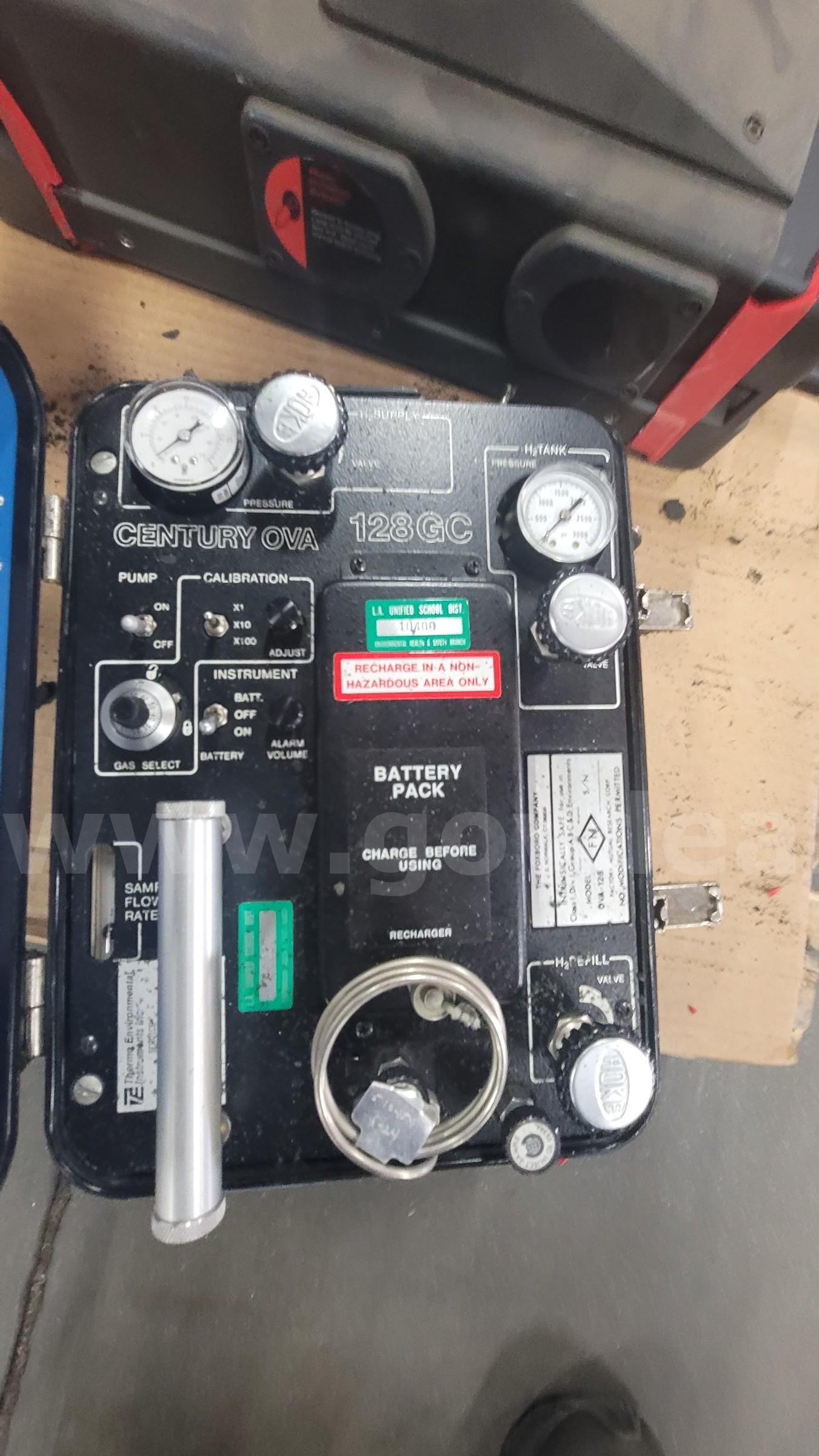 **** ASSORTED GAS DETECTION INSTRUMENTS BY LOT **** (I)   Government Surplus Auction - Photo #5