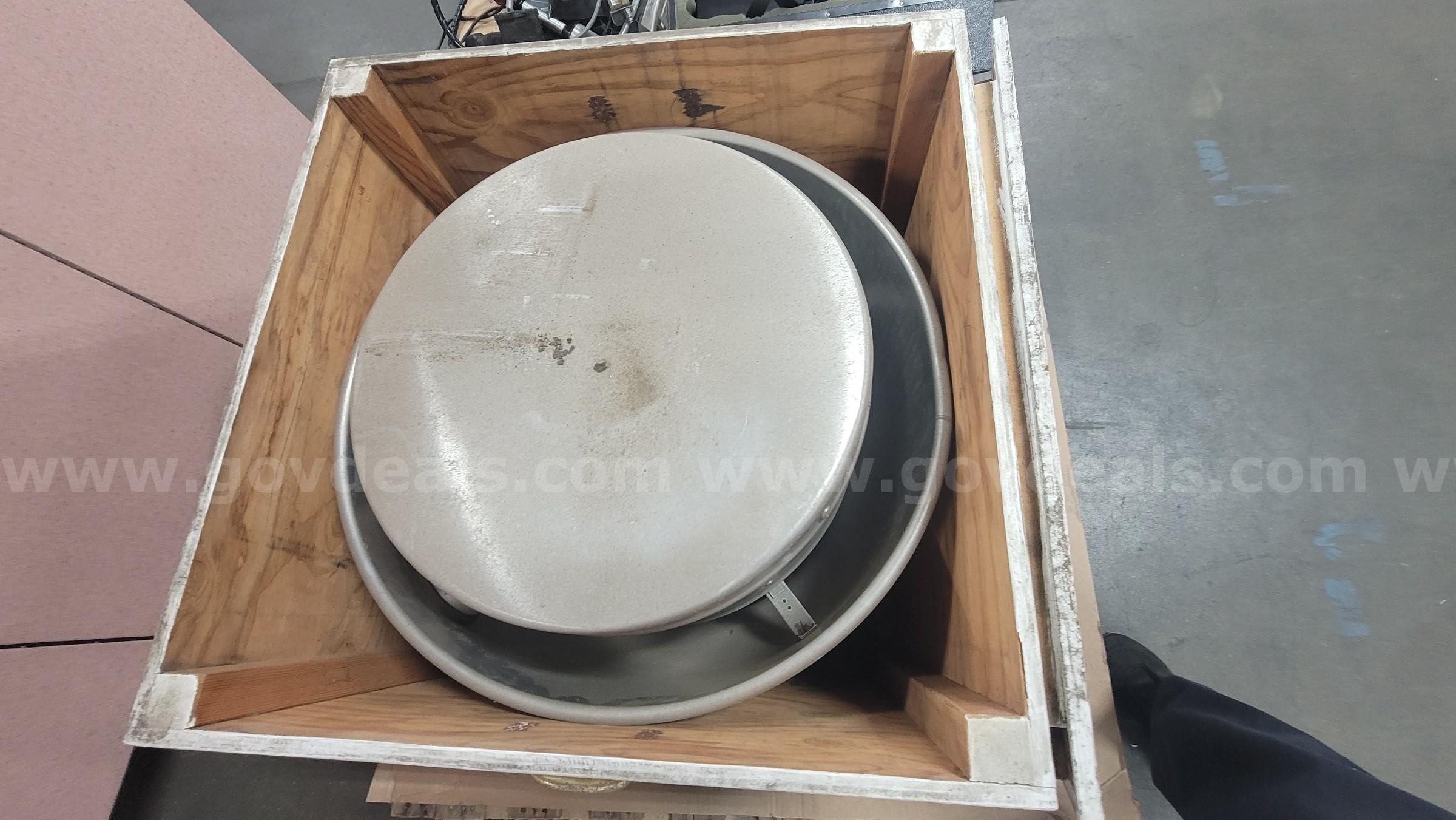 ****GREENHECK CUE-100 EXHAUST FAN**** (I) Honda 100 Government Surplus Auction - Photo #5