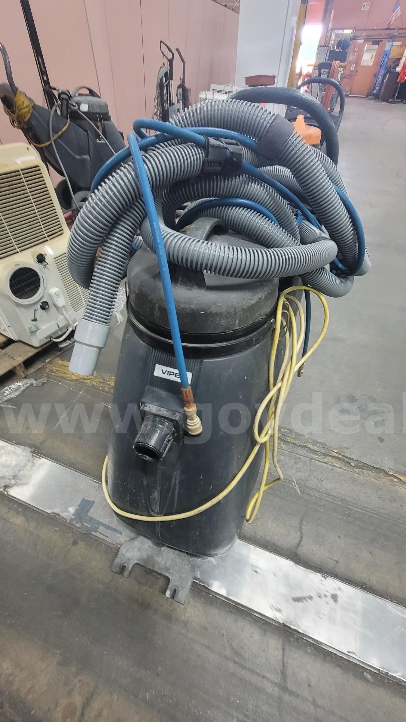 **** VIPER COMMERCIAL CARPET EXTRACTOR **** (I)   Government Surplus Auction - Primary Photo
