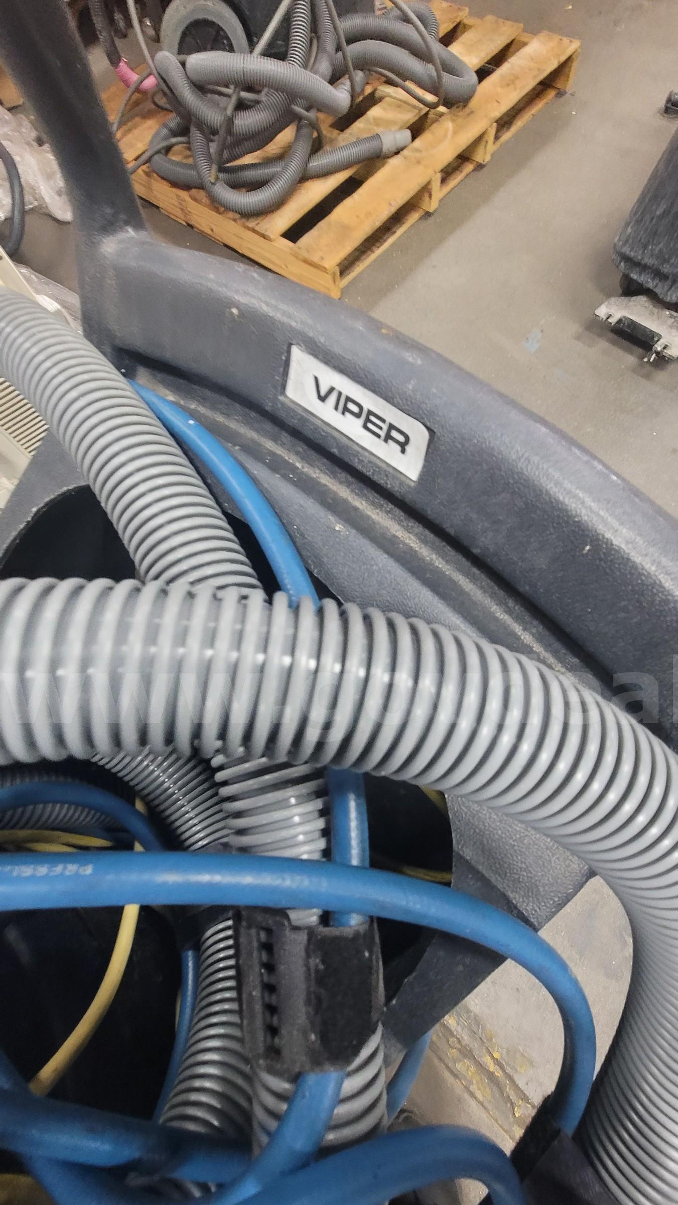 **** VIPER COMMERCIAL CARPET EXTRACTOR **** (I)   Government Surplus Auction - Photo #6