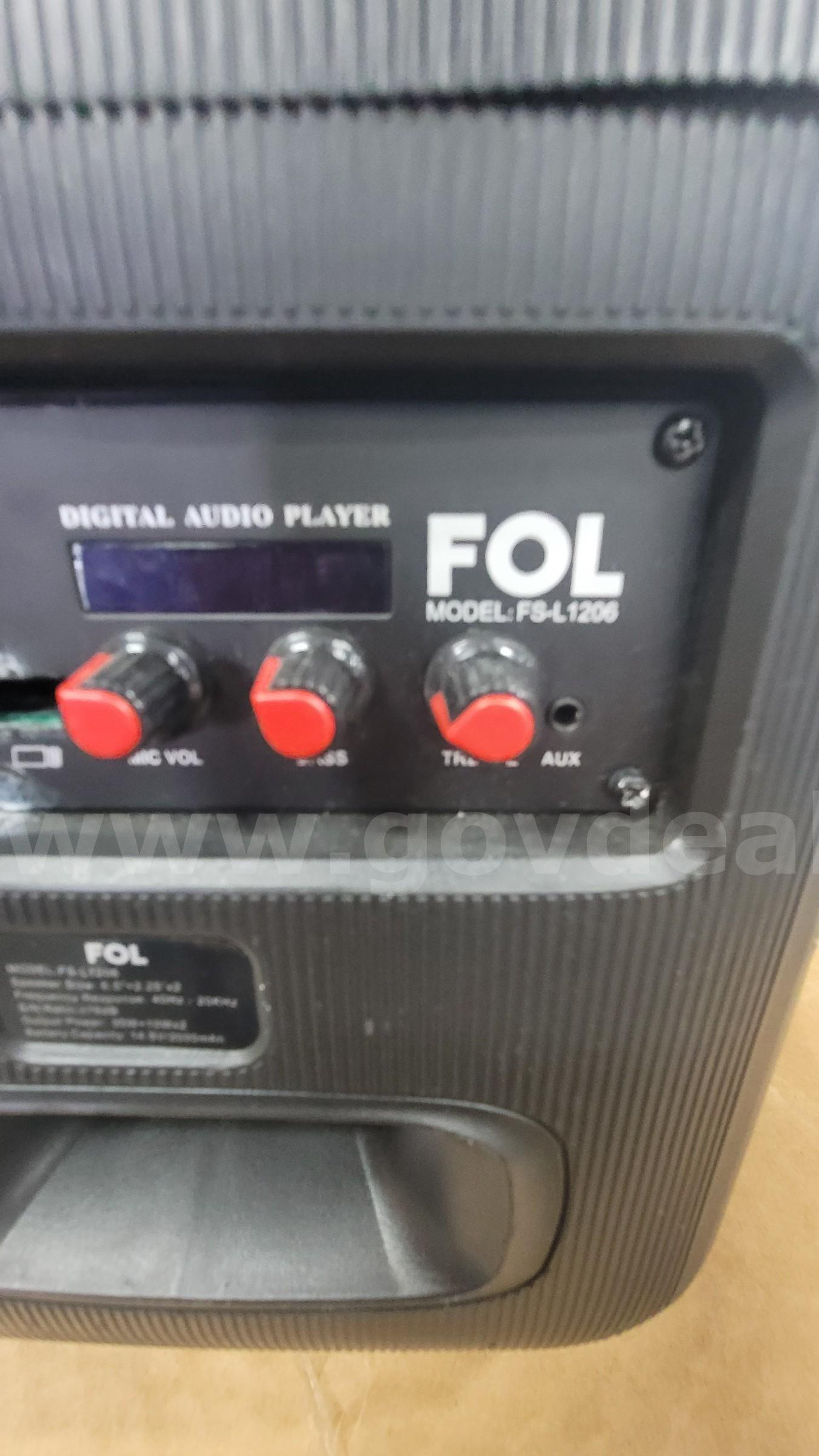 **** FOL PORTABLE BLUETOOTH SPEAKER*** (I) Honda Pilot Government Surplus Auction - Photo #6