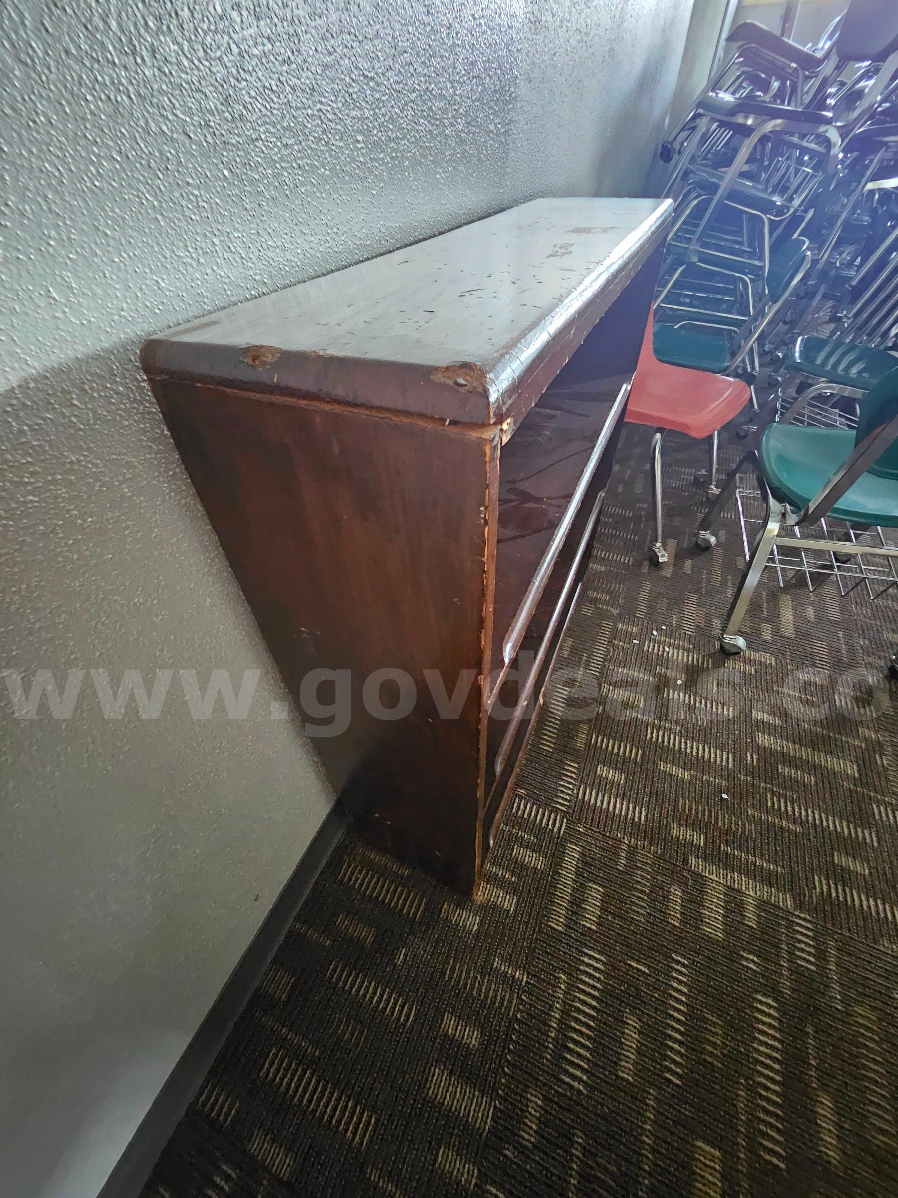 Book shelf Wooden   Government Surplus Auction - Primary Photo