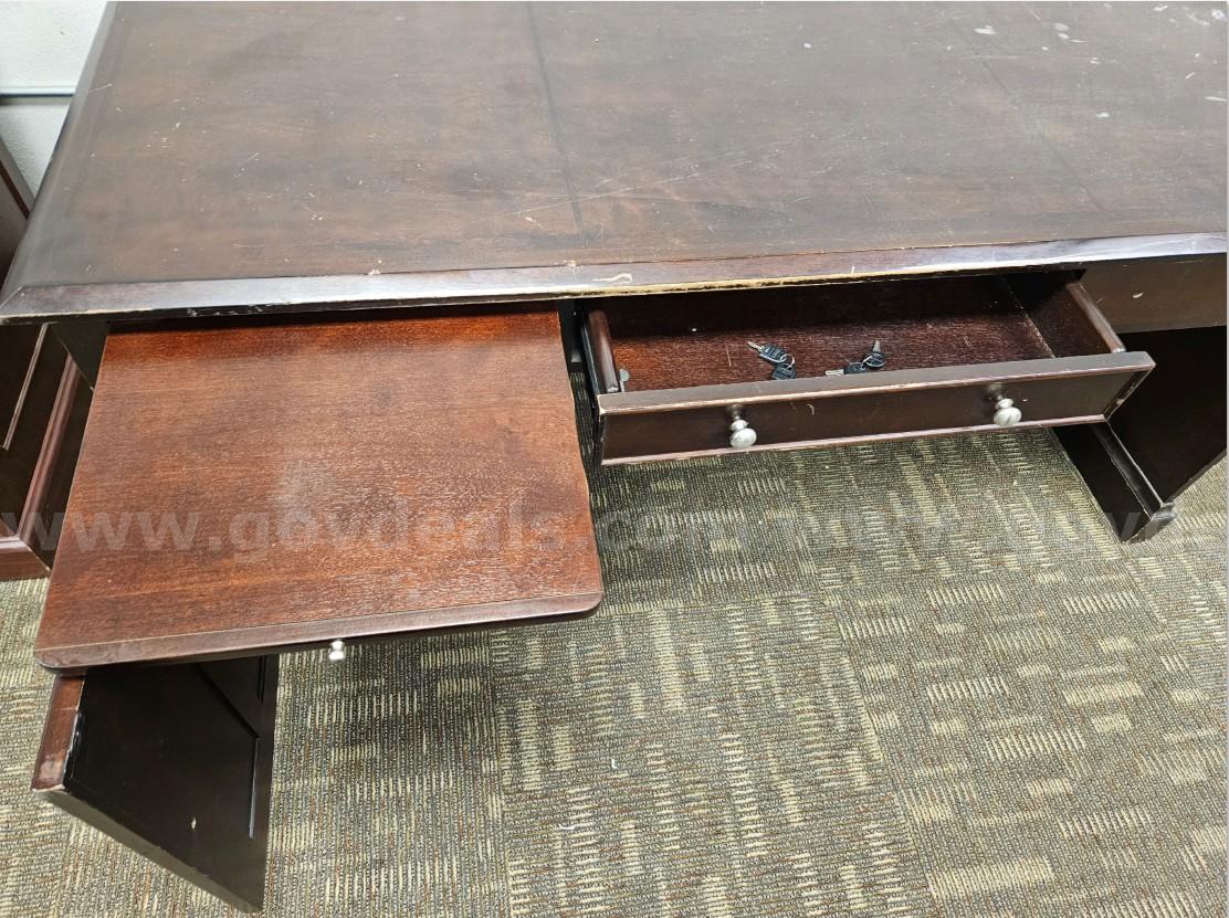 Large Wooden Executive Office Desk with Storage Drawers   Government Surplus Auction - Primary Photo