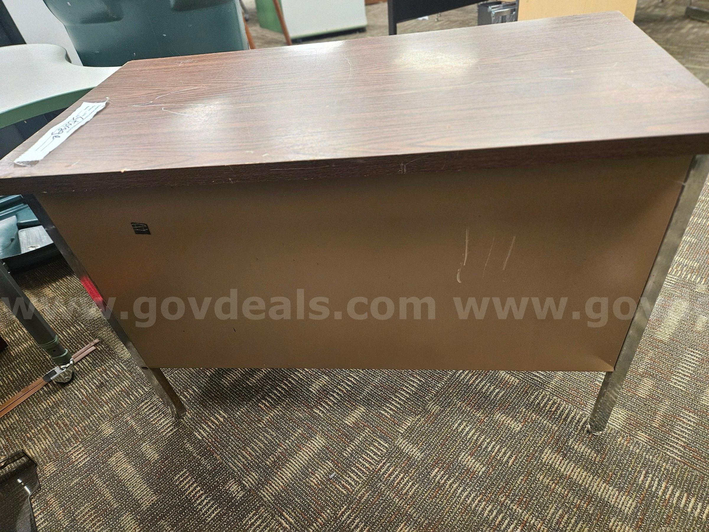 Metal Office / Teacher Desk with 2 Drawers   Government Surplus Auction - Primary Photo