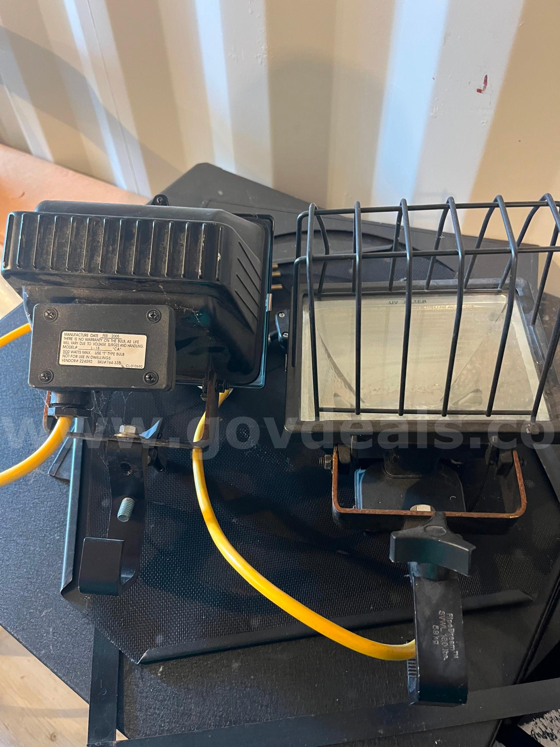 Stage & Studio Lighting Unit (Lot of 2)   Government Surplus Auction - Primary Photo