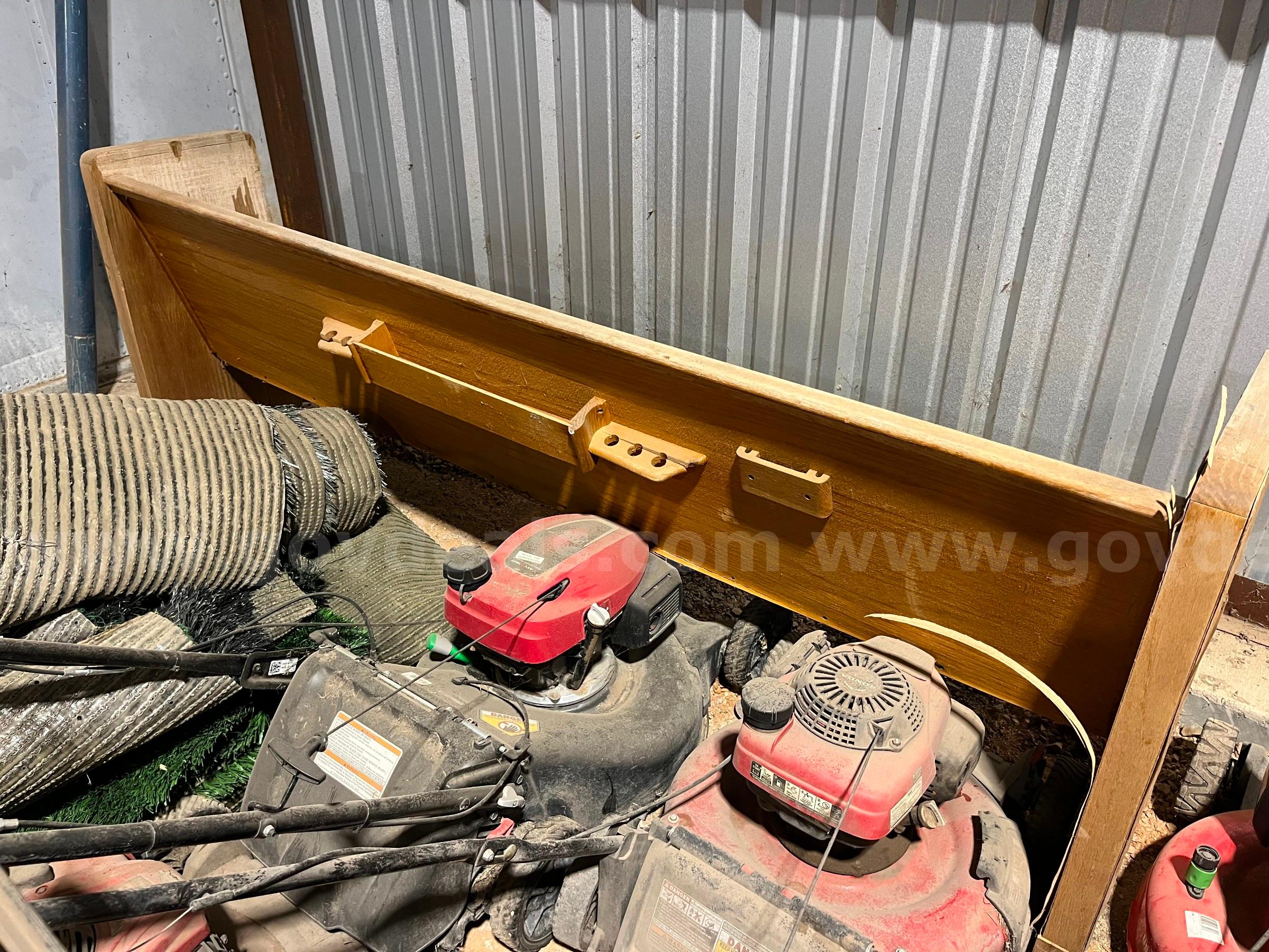 Church pew   Government Surplus Auction - Photo #2