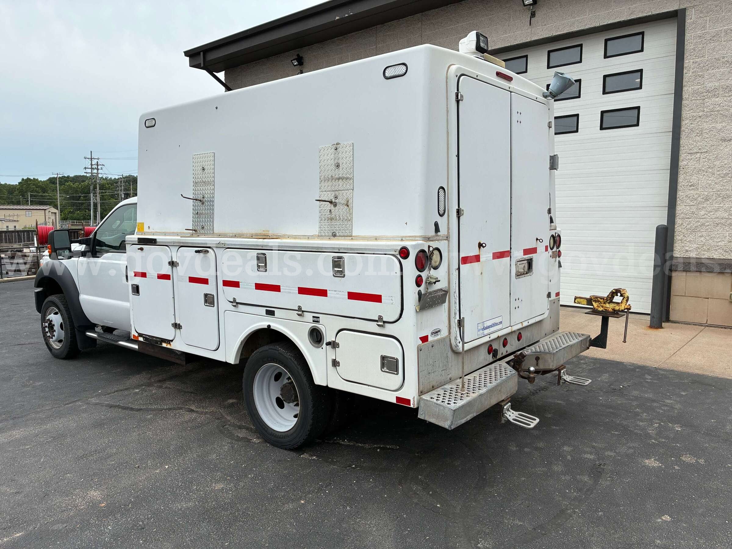 2015 Ford F-450 SD Ford F-450 Government Surplus Auction - Photo #5