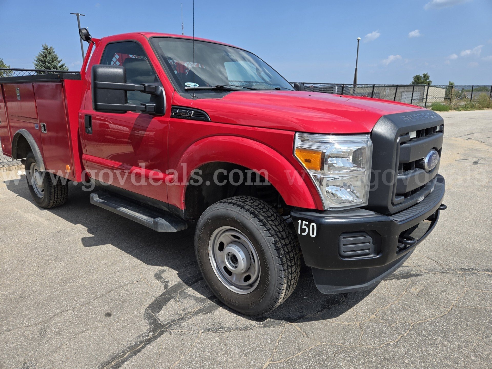 2014 Ford F-250 SD XL 4WD Ford F-250 Government Surplus Auction - Photo #2
